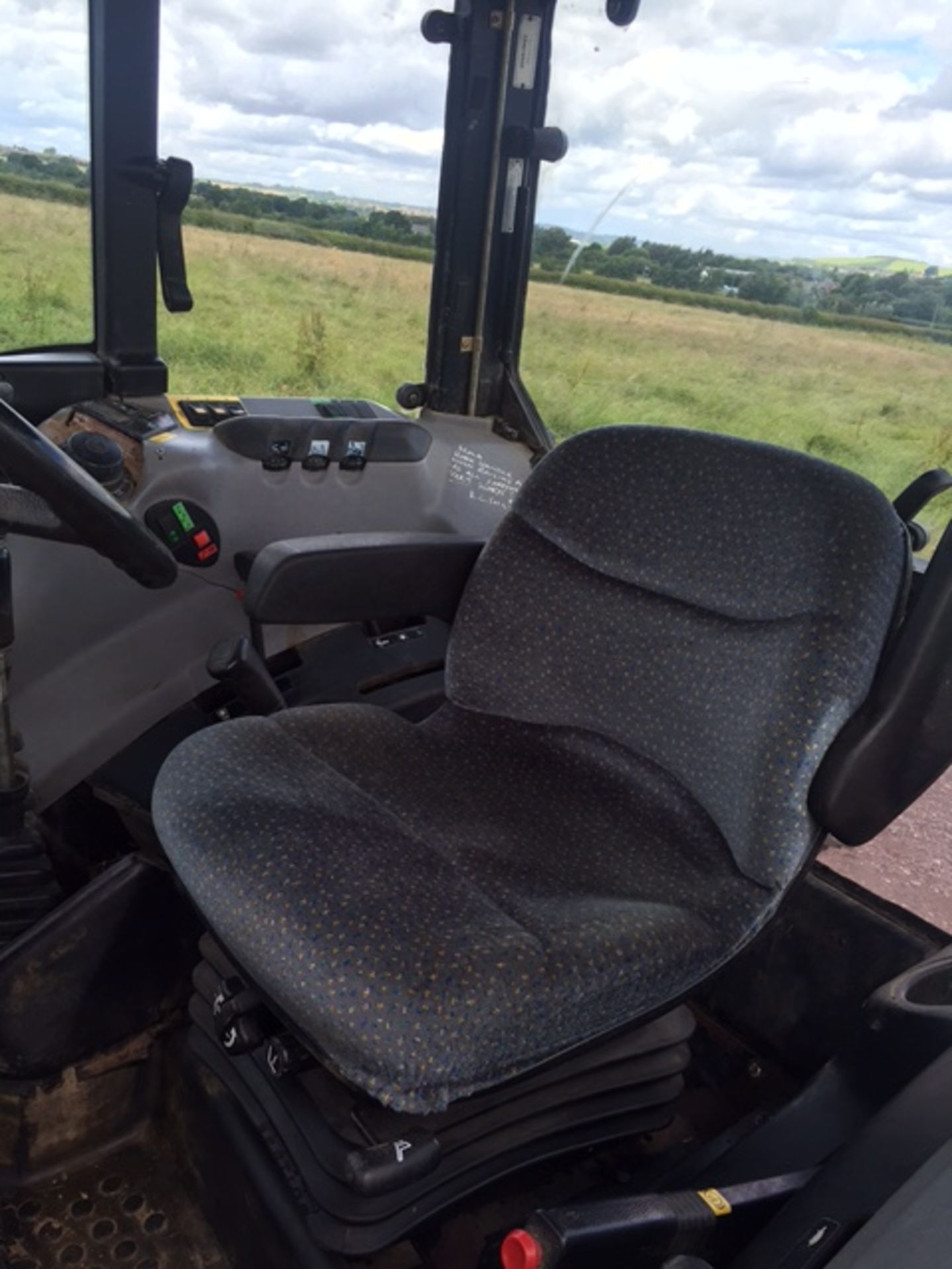 Case CS 94 Tractor with Air Con 6704 Hrs - Image 6 of 7