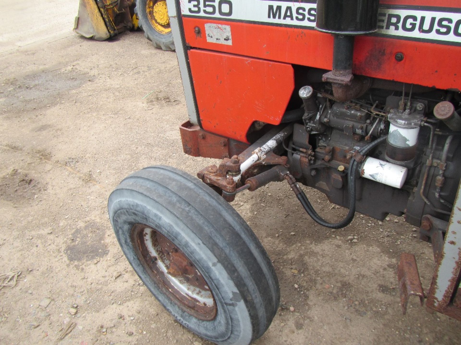 Massey Ferguson 350 Tractor Ser. No. P14203 - Image 11 of 17