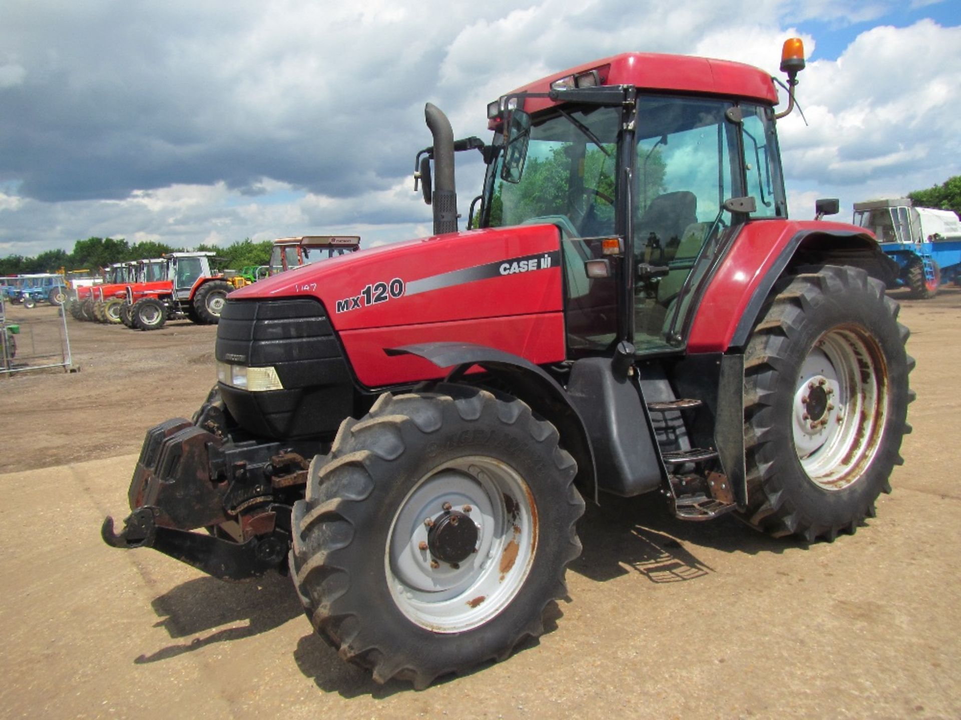 Case International MX120 Tractor with Front Linkage & Weights, Registered October 2002 Reg No YG52