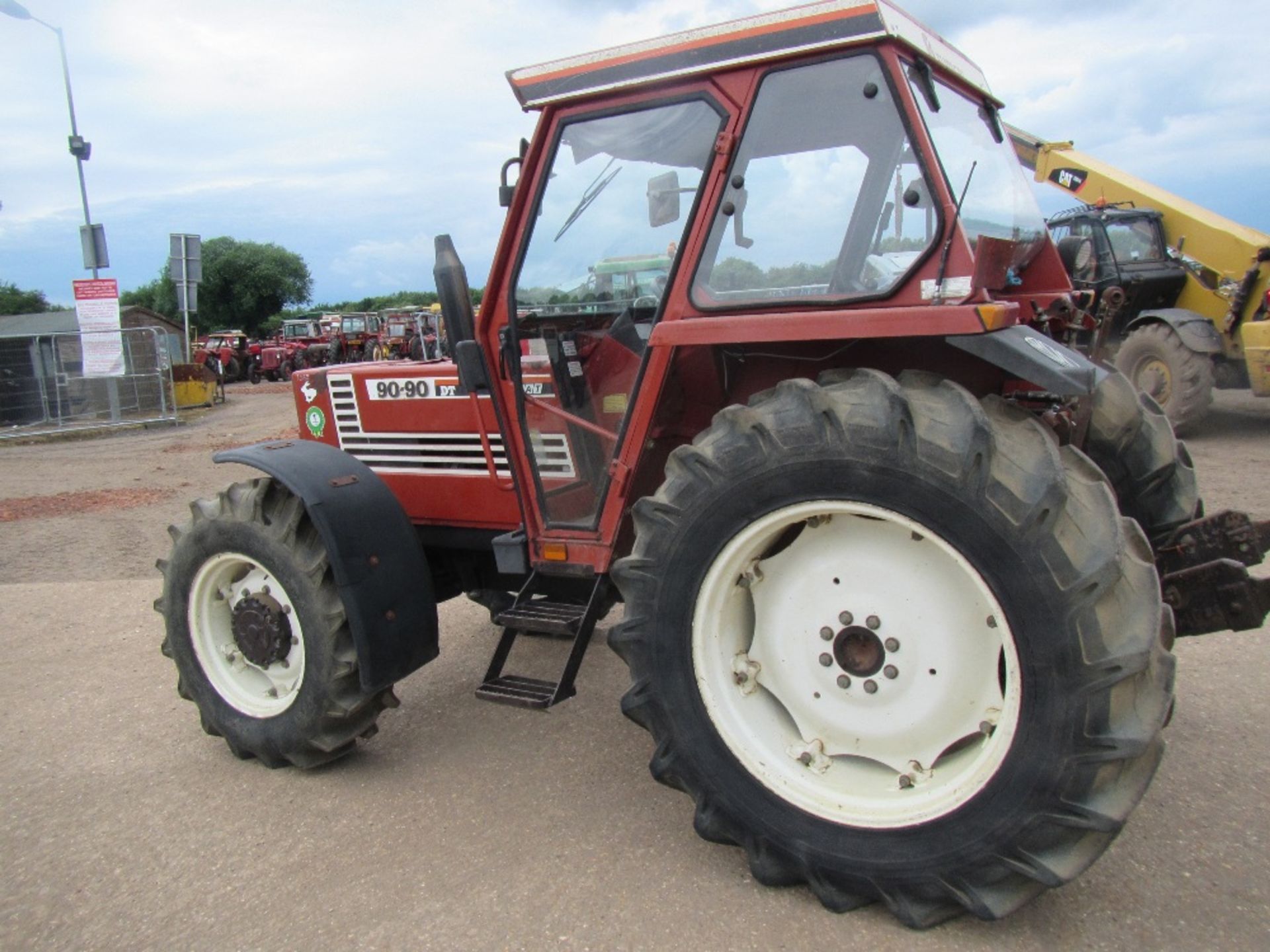 Fiat Tractor 90-90 DT 4wd Tractor. V5 will be supplied. Reg. No. F854 PHP Ser No 817899 - Image 9 of 16