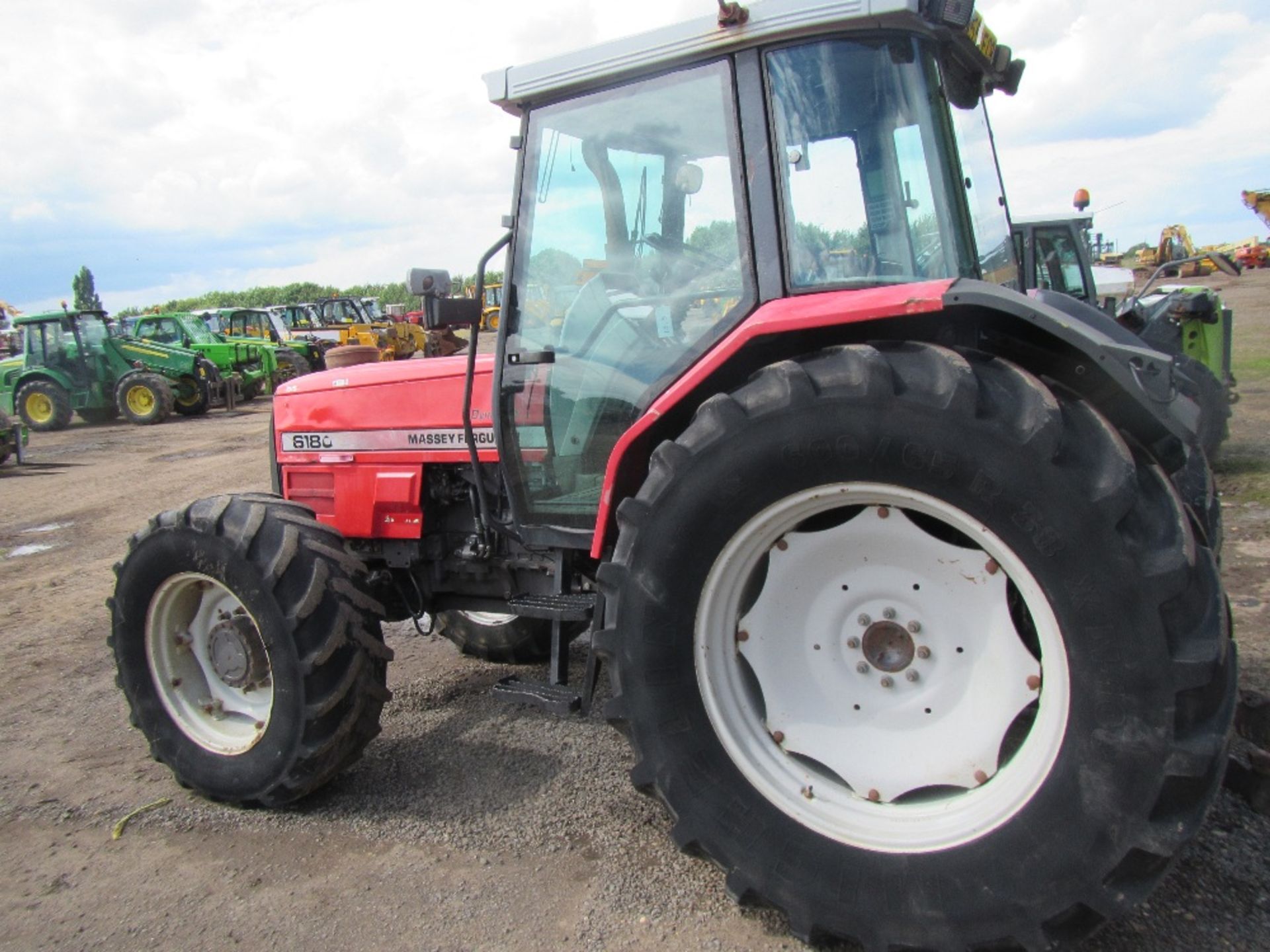 Massey Ferguson 6180 Dynashift Tractor with Manual Shuttle Reg. No. N553 FCR Ser No D290147 - Image 9 of 16