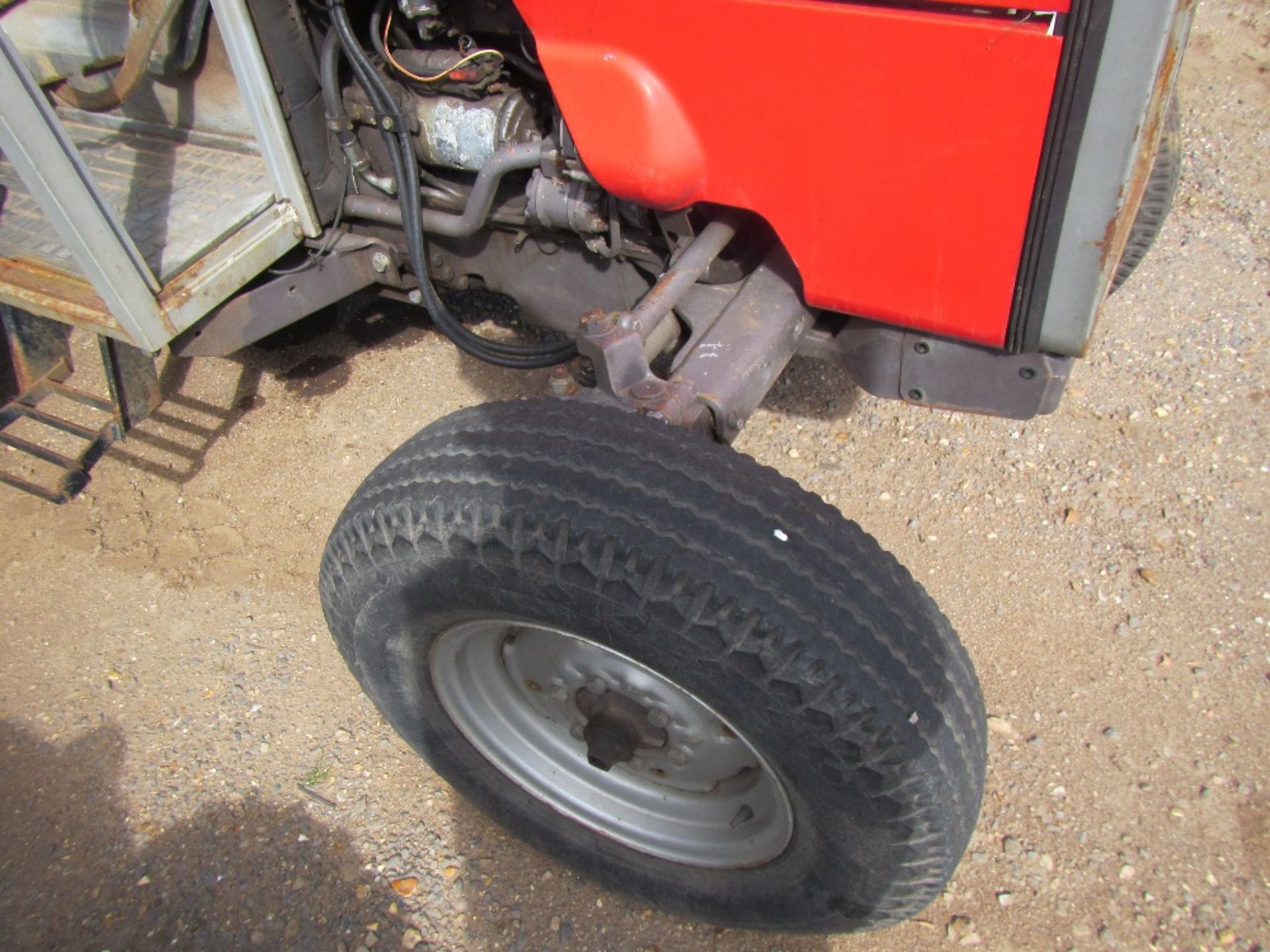 Massey Ferguson 350 Tractor Ser. No. P11105 - Image 4 of 12