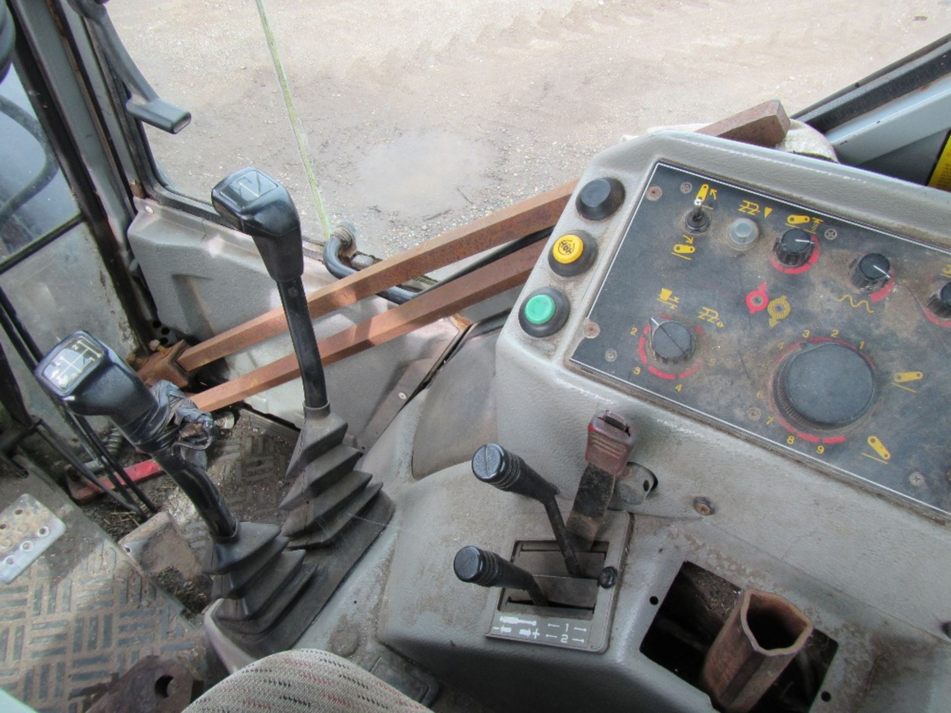 1994 Massey Ferguson 3090 4wd Tractor with Front Loader. Reg. No. M317 OCW Ser No C201010 - Image 15 of 18