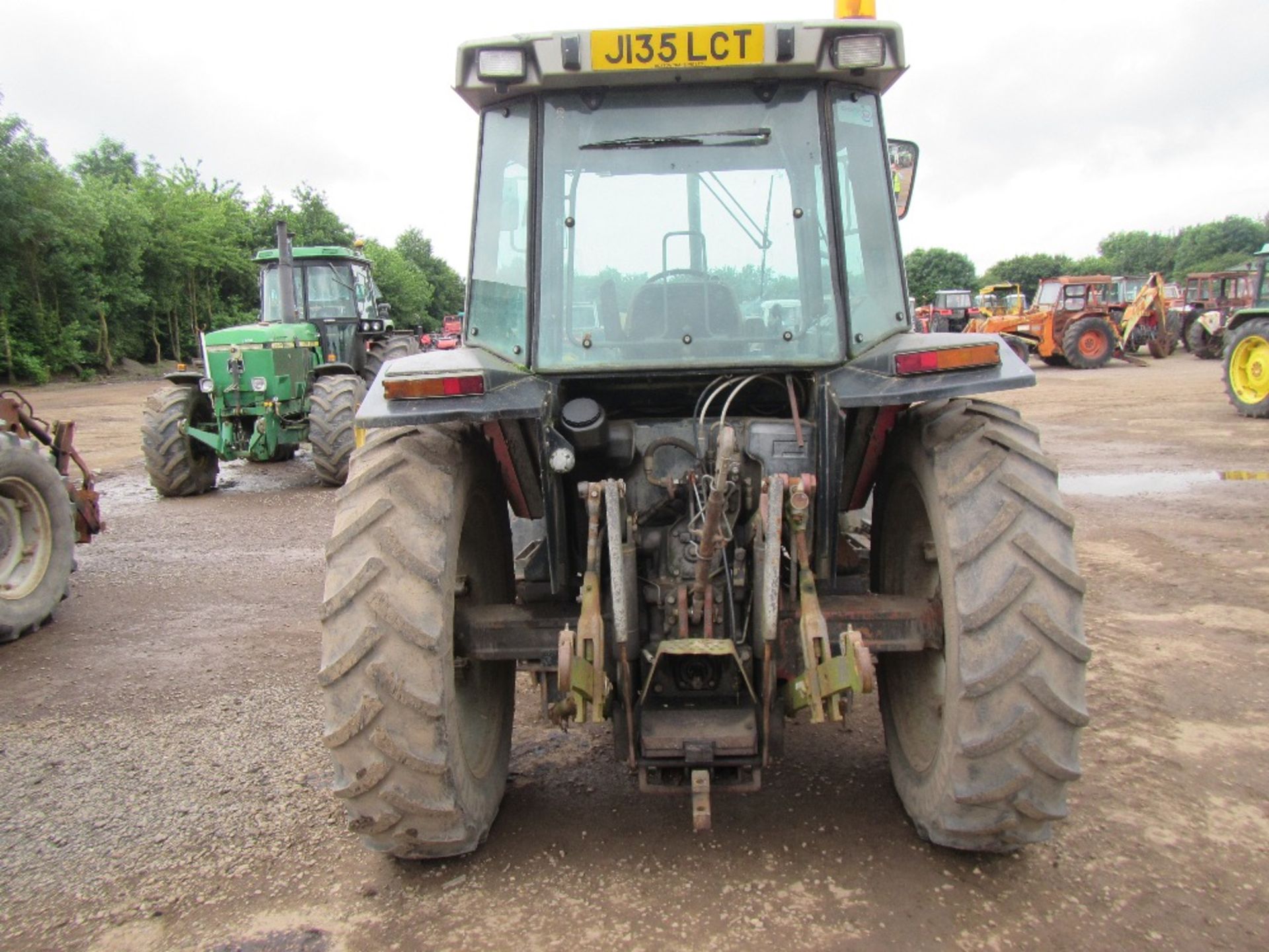 Massey Ferguson 3070 4x4 Tractor with Loader Reg No J135 LCT Ser No S080035 - Image 6 of 16