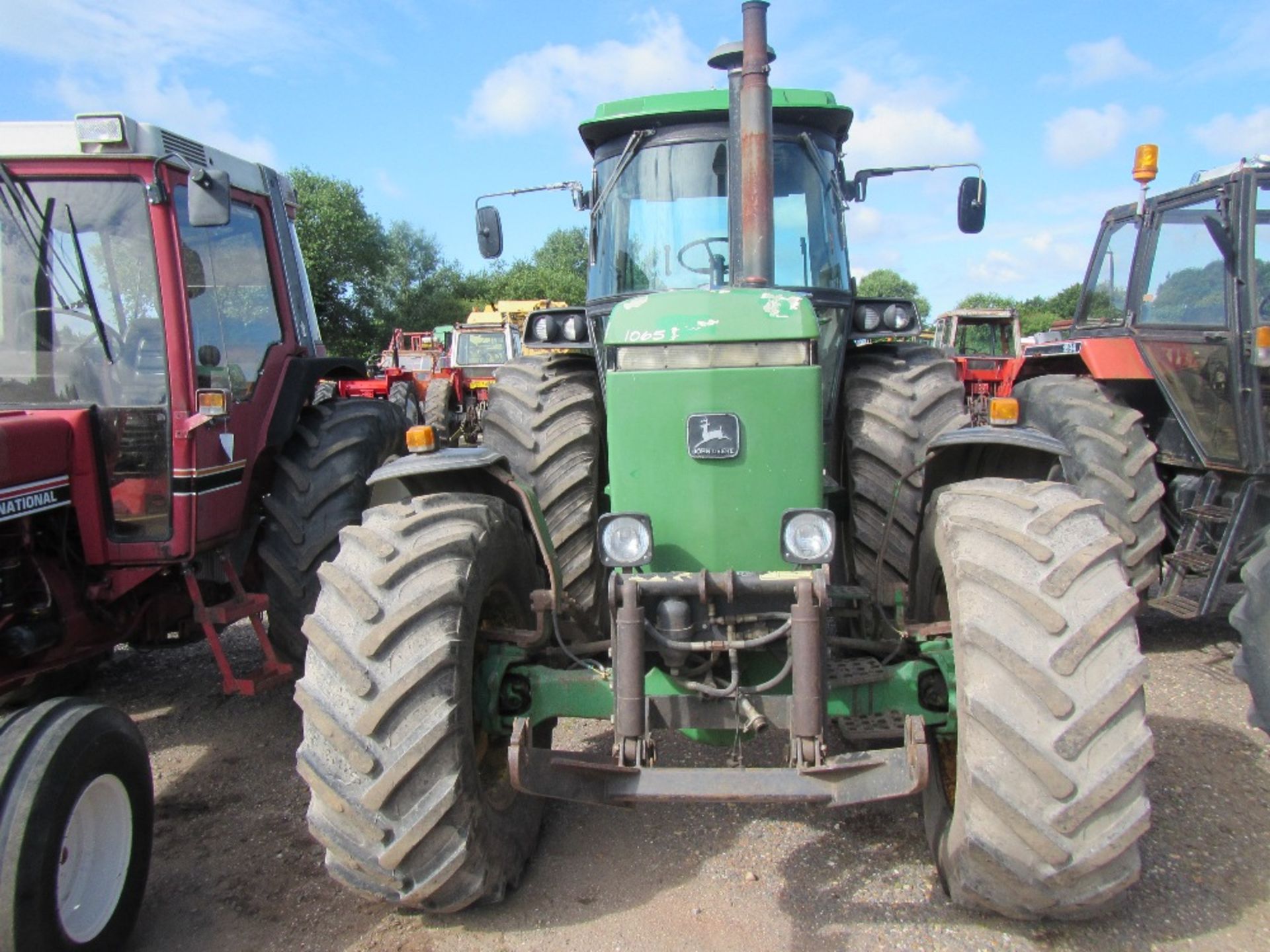 John Deere 4250 Tractor. 1st Regd 19/1/88. V5 has been applied for. Ser. No. RW4250E013056 - Image 2 of 16