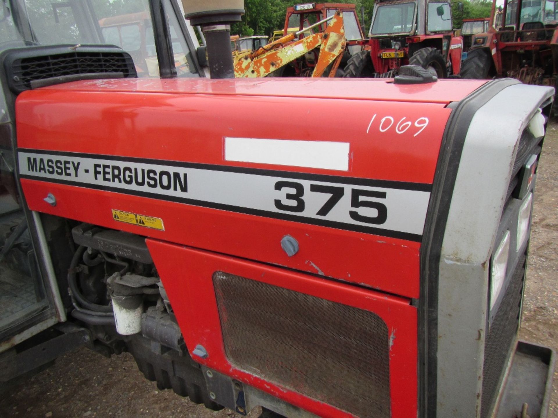 Massey Ferguson 375 2wd Tractor. 2943 Hrs. Ser. No. P06281 - Image 4 of 18