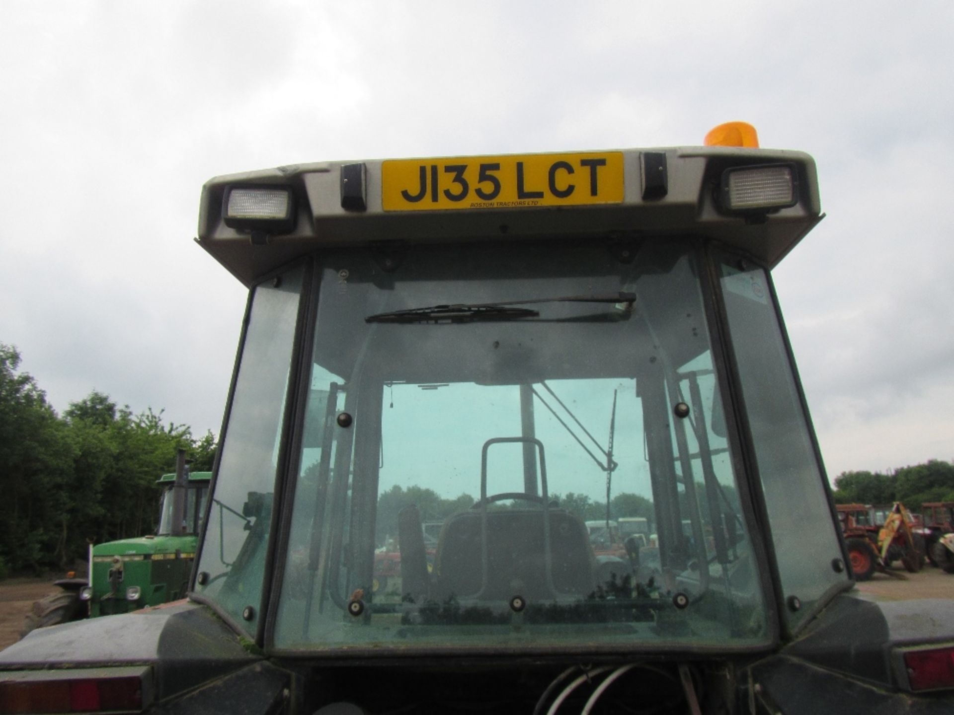 Massey Ferguson 3070 4x4 Tractor with Loader Reg No J135 LCT Ser No S080035 - Image 8 of 16