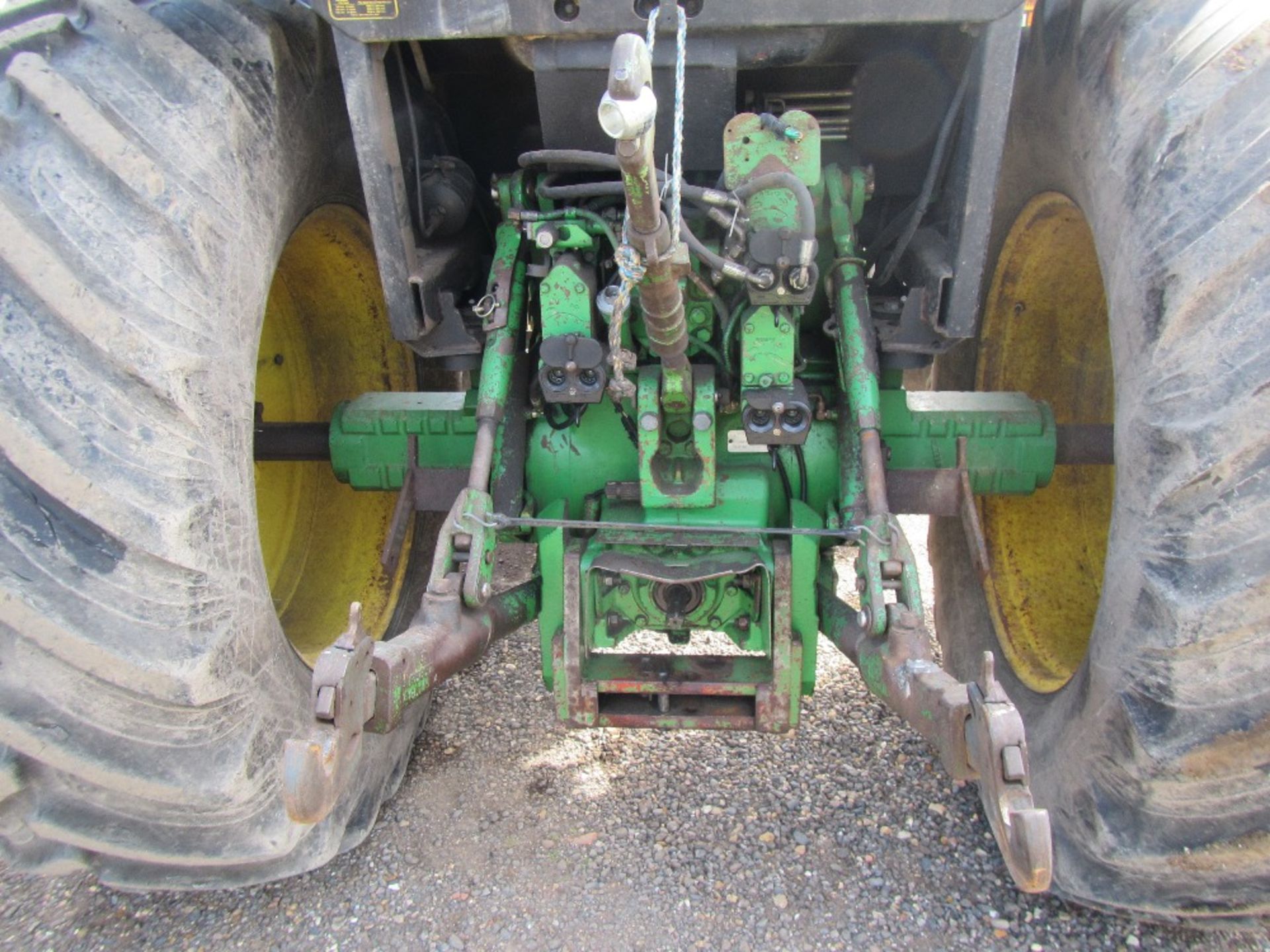 John Deere 4250 Tractor. 1st Regd 19/1/88. V5 has been applied for. Ser. No. RW4250E013056 - Image 8 of 16