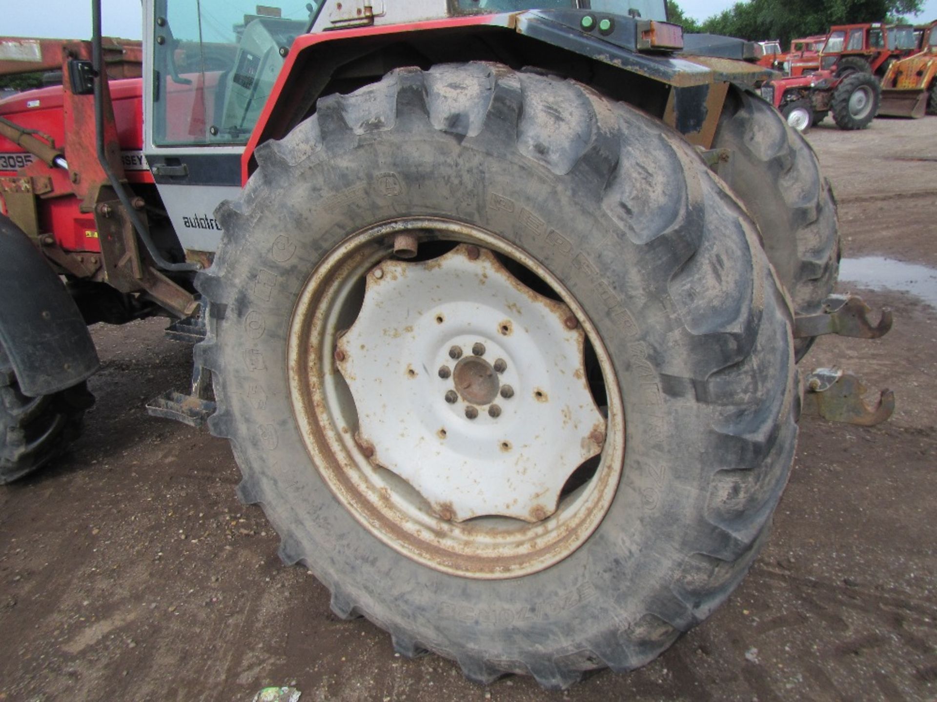 1994 Massey Ferguson 3090 4wd Tractor with Front Loader. Reg. No. M317 OCW Ser No C201010 - Image 11 of 18