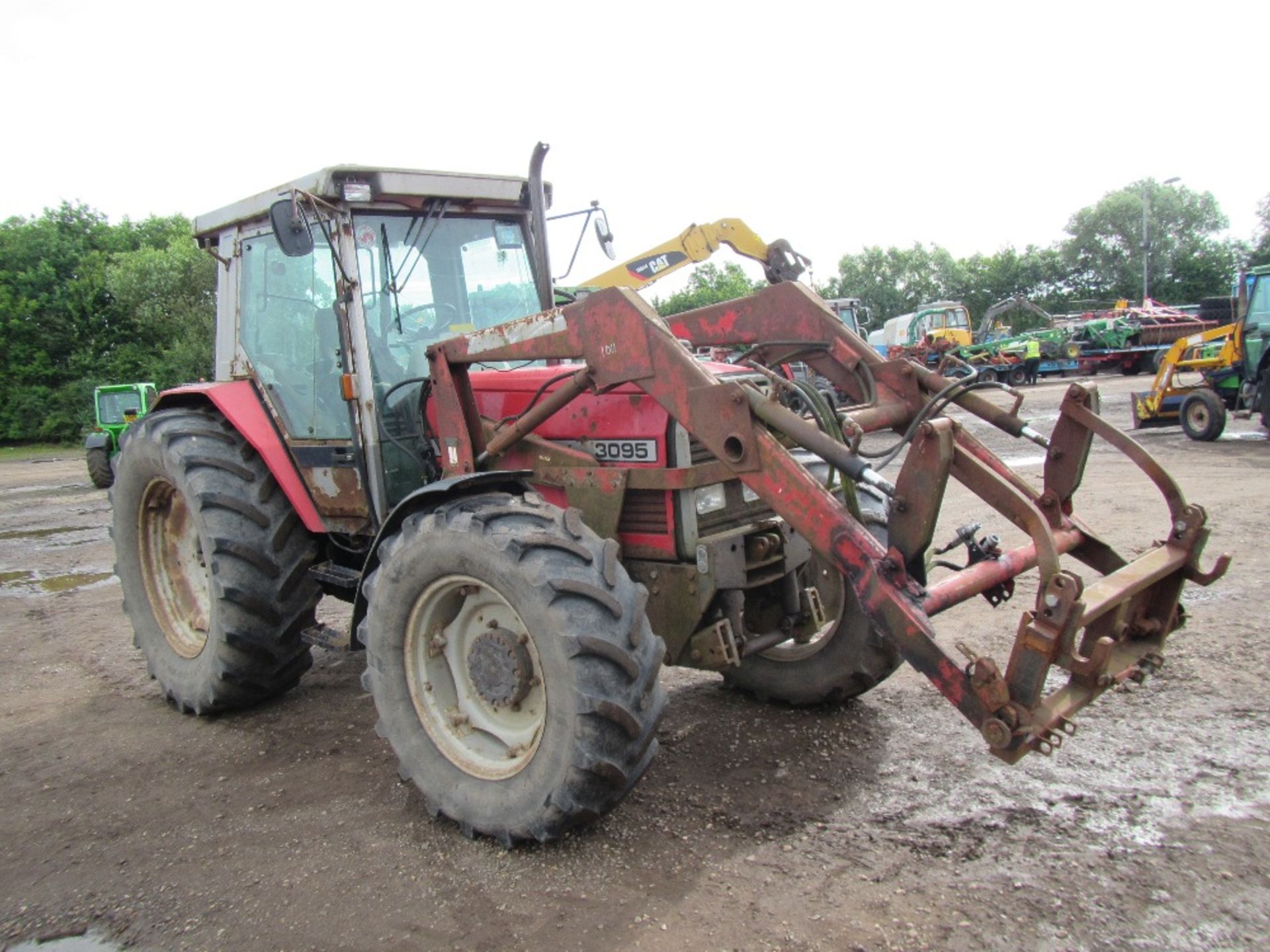 1994 Massey Ferguson 3090 4wd Tractor with Front Loader. Reg. No. M317 OCW Ser No C201010 - Image 4 of 18