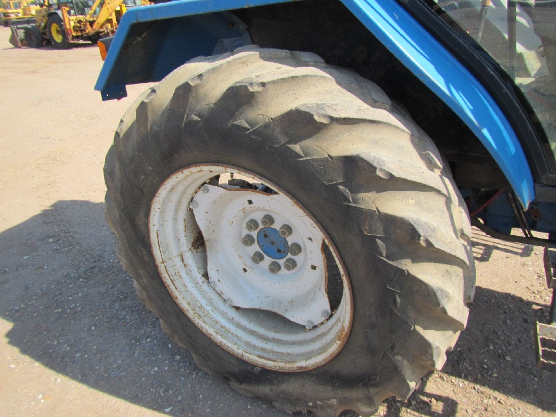 Ford 5030 Tractor with New Clutch Fitted & 3 Point Linkage Auto Hitch Reg. No. M955 BNH Ser. No. - Image 5 of 17