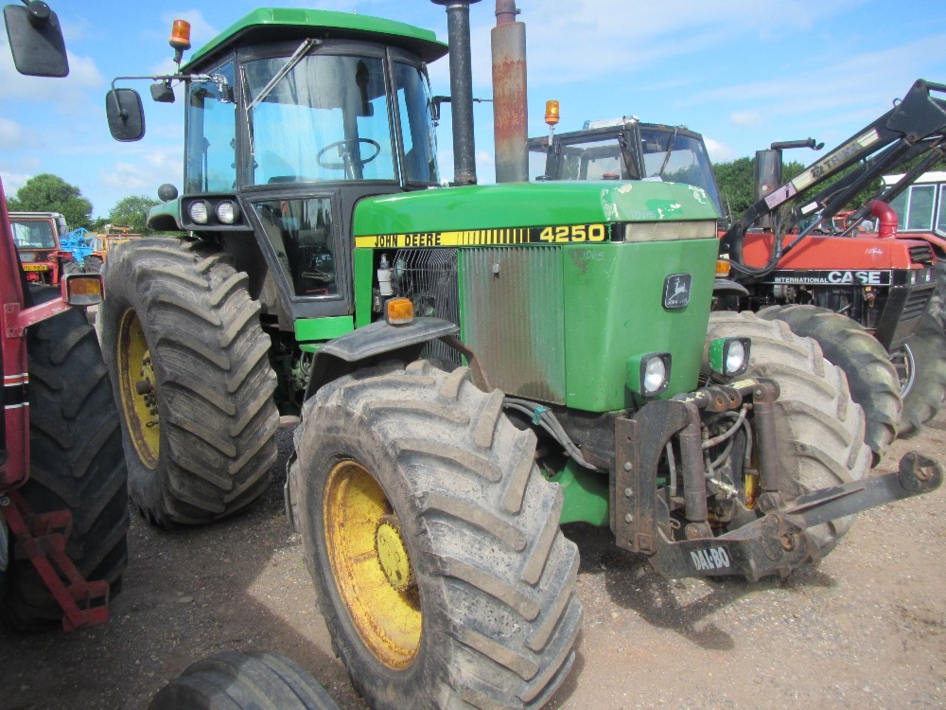 John Deere 4250 Tractor. 1st Regd 19/1/88. V5 has been applied for. Ser. No. RW4250E013056 - Image 3 of 16