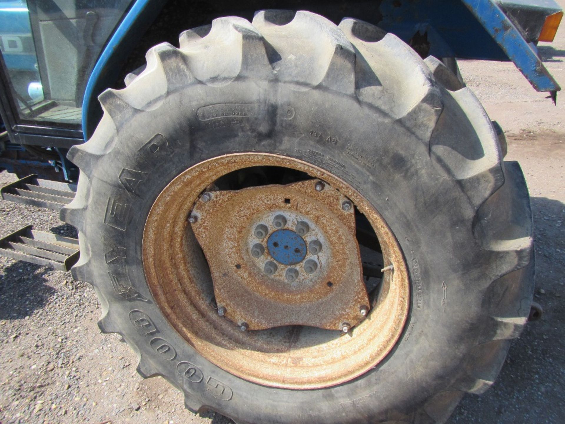 Ford 5030 Tractor with New Clutch Fitted & 3 Point Linkage Auto Hitch Reg. No. M955 BNH Ser. No. - Image 10 of 17