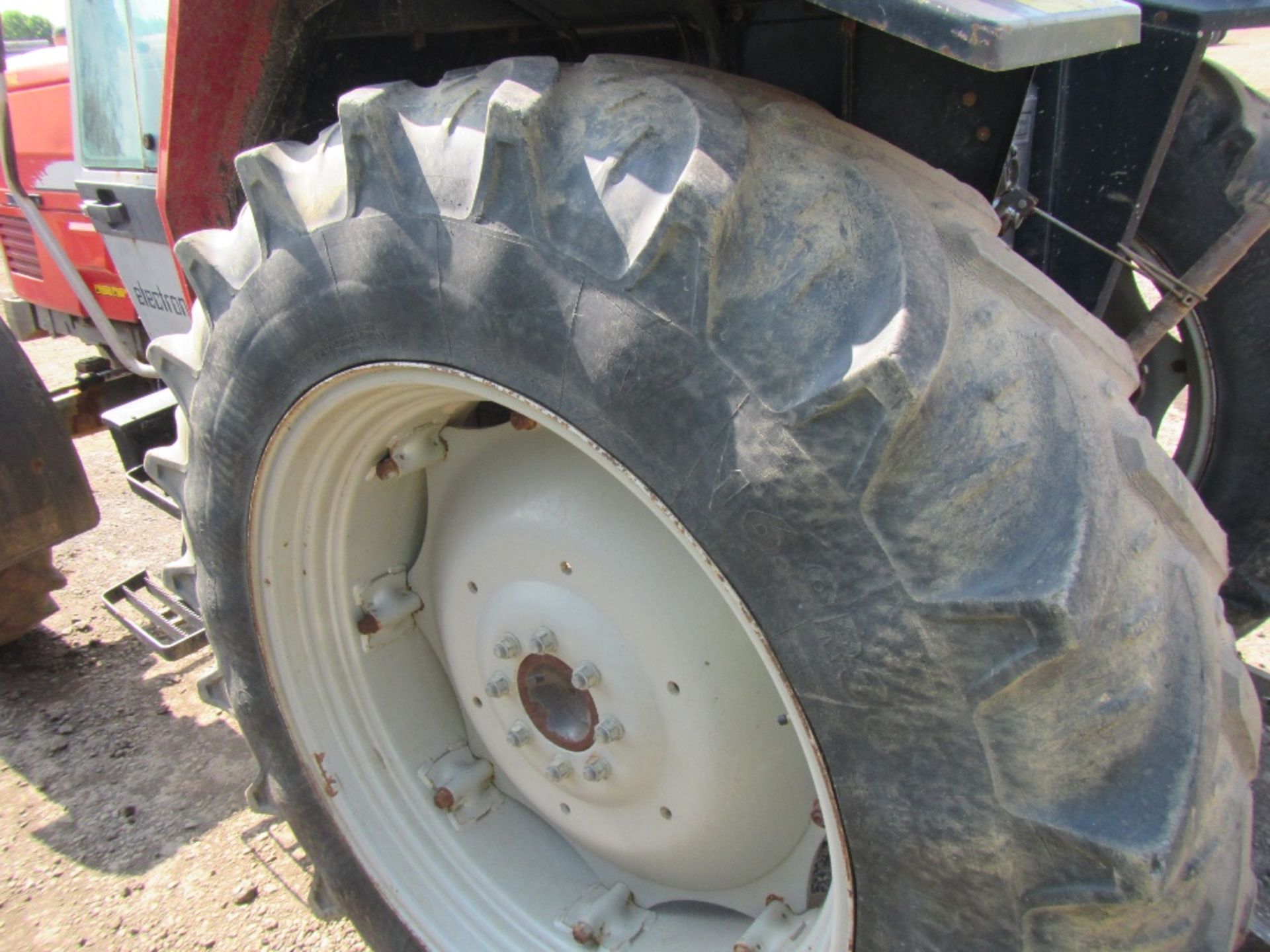 Massey Ferguson 3080 Tractor. Ser. No. R157025 - Image 10 of 16