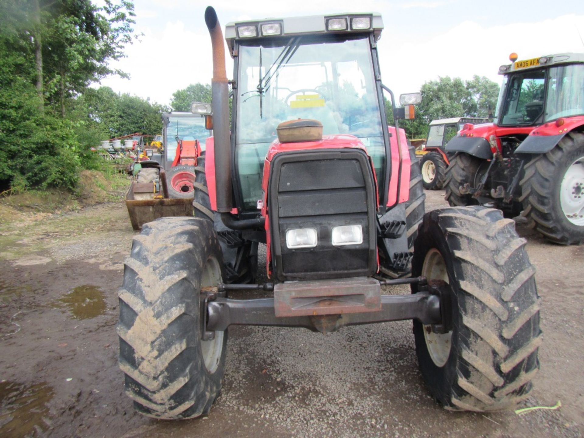 Massey Ferguson 6180 Dynashift Tractor with Manual Shuttle Reg. No. N553 FCR Ser No D290147 - Image 2 of 16