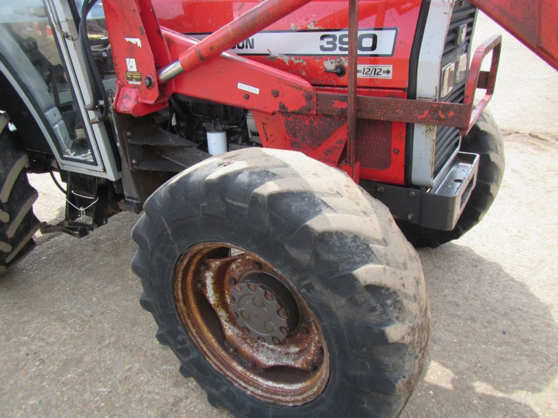 Massey Ferguson 390 4wd Tractor with MF Loader Reg. No. M355 YSW Ser. No. C27493 - Image 4 of 16