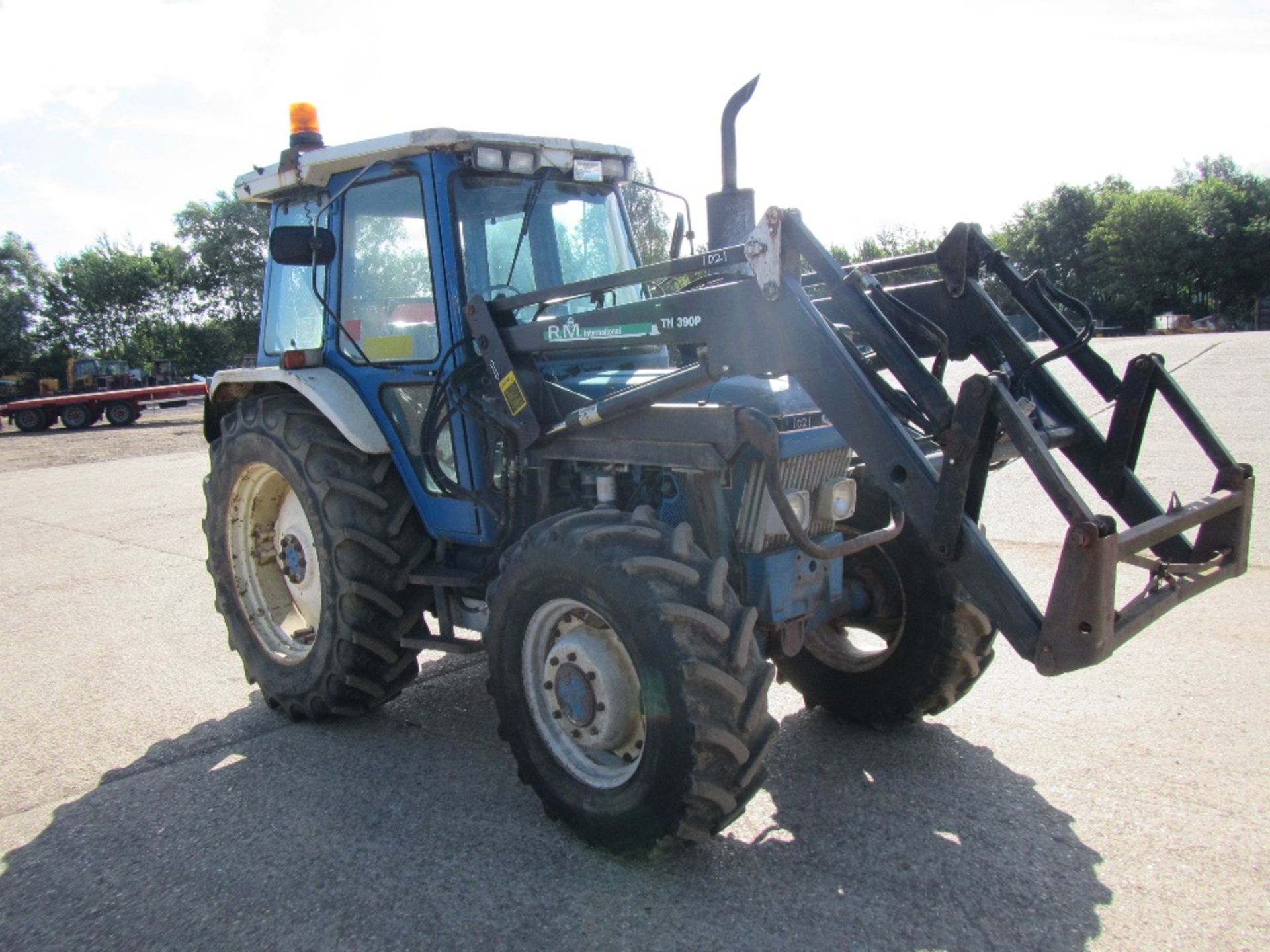 Ford 7610 4wd Tractor with Loader. 9038 Hrs. Reg. No. H305 PVF - Image 3 of 16