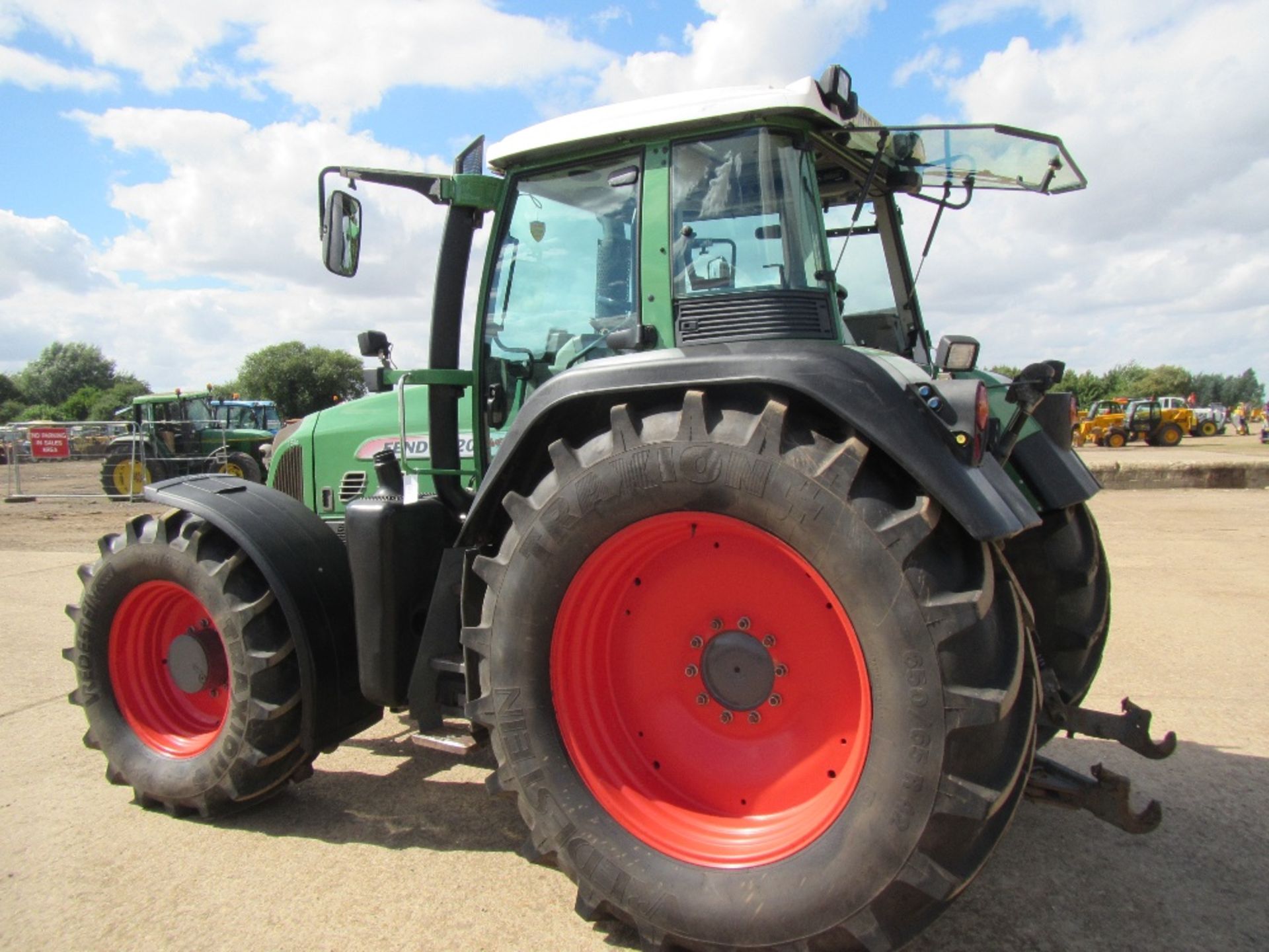 2009 Fendt 820 Tractor with Links & PTO. No V5 7000 Hrs Reg No PN09 NRL Ser No 731216450 - Image 10 of 19