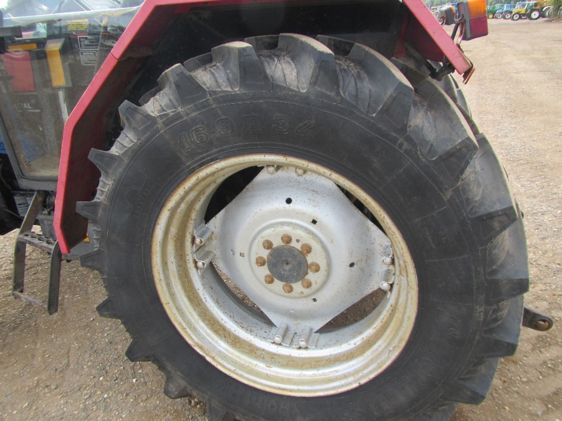 Case International 4230 4wd Tractor with Tanco Loader & 16.9x34 Tyres Reg No M297 UBA - Image 10 of 15