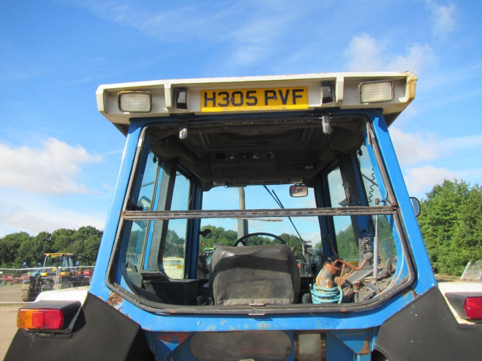 Ford 7610 4wd Tractor with Loader. 9038 Hrs. Reg. No. H305 PVF - Image 8 of 16