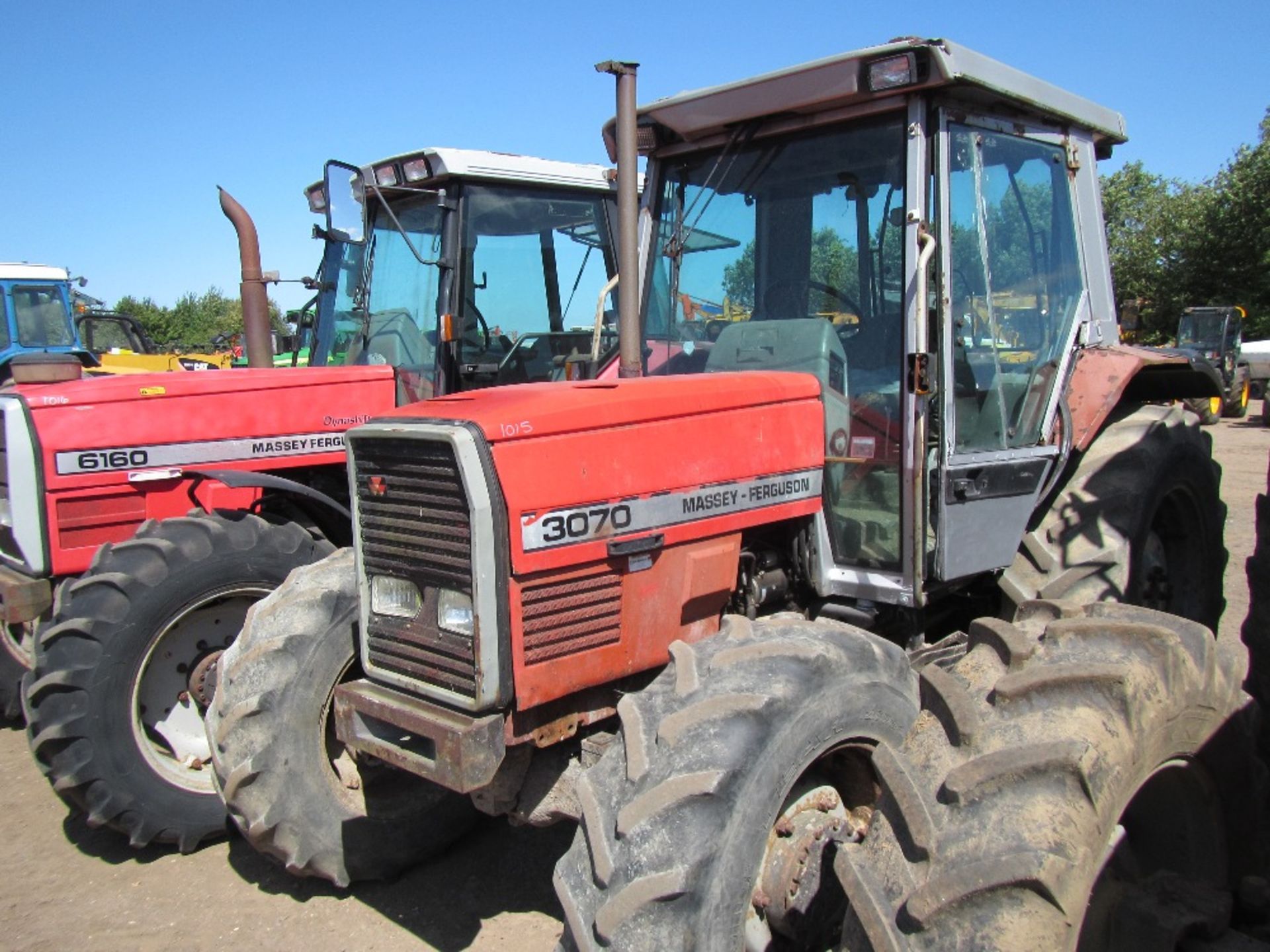 Massey 3070 4wd Tractor