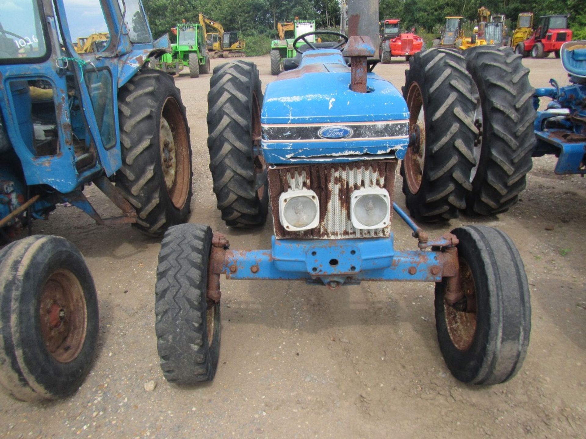 Ford 4610 Tractor Ser No BB35862 - Image 2 of 10