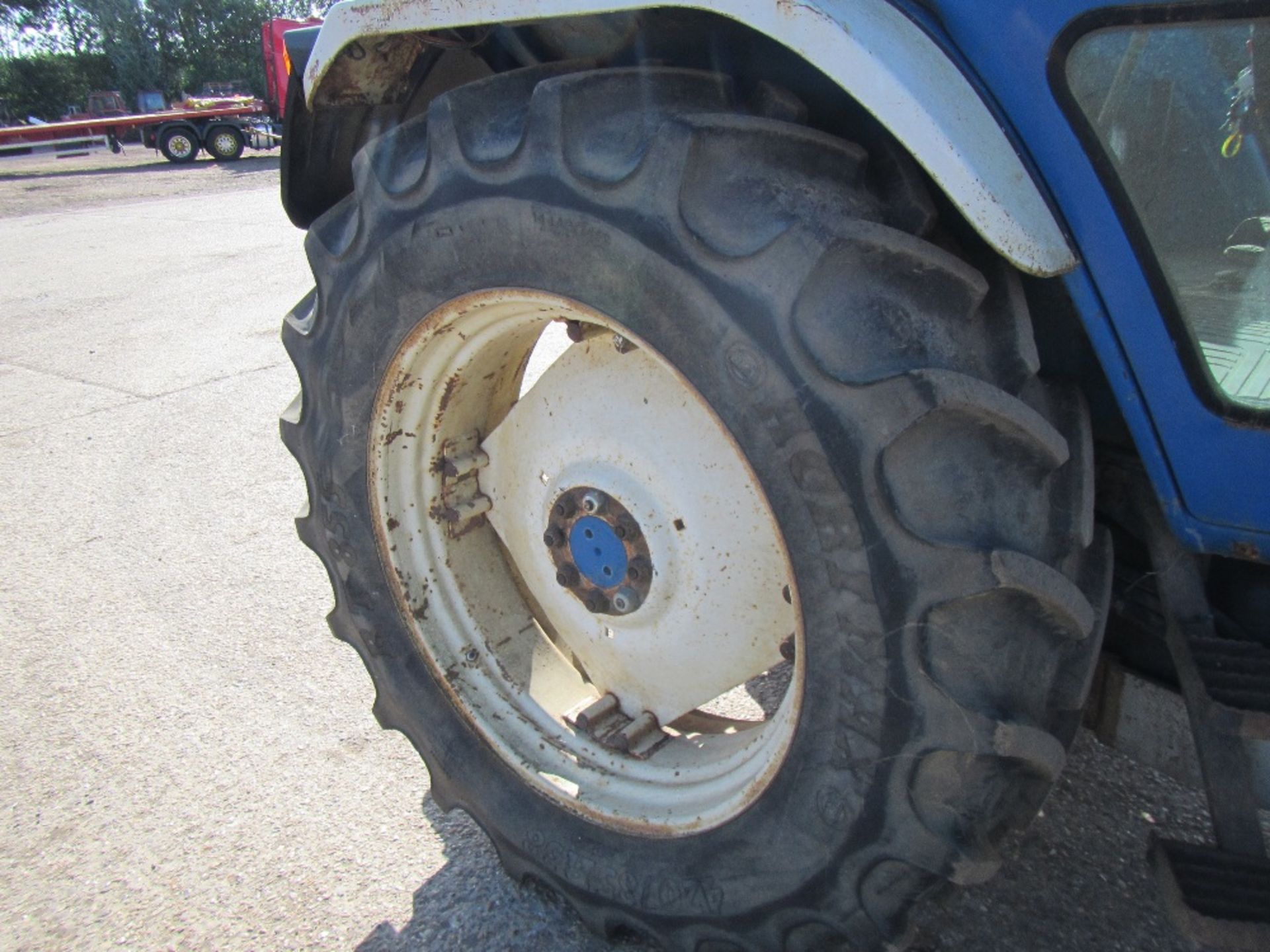 Ford 7610 4wd Tractor with Loader. 9038 Hrs. Reg. No. H305 PVF - Image 5 of 16