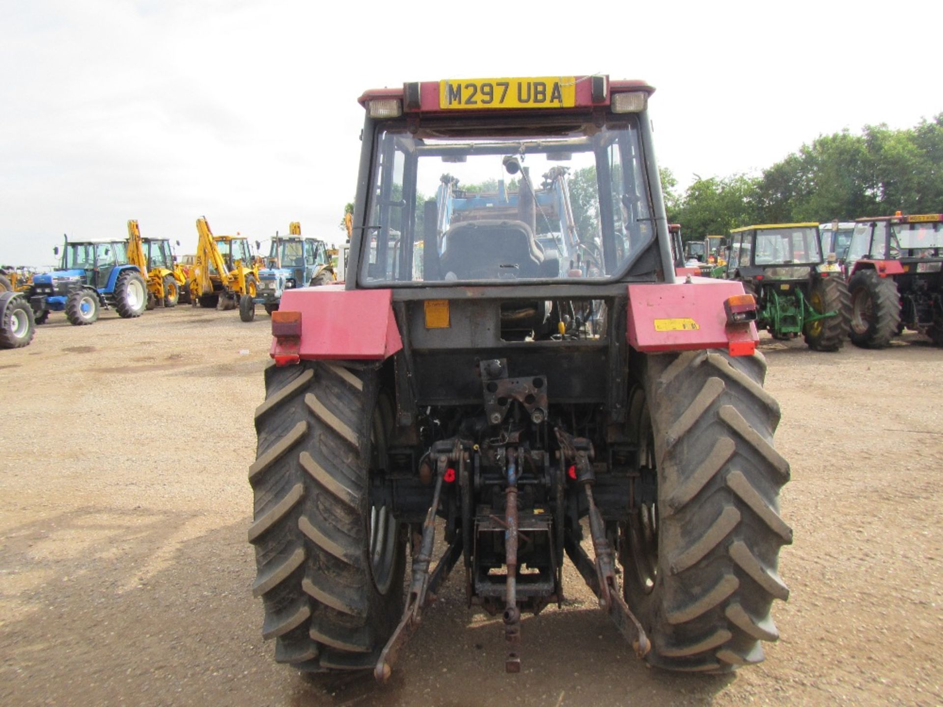 Case International 4230 4wd Tractor with Tanco Loader & 16.9x34 Tyres Reg No M297 UBA - Image 6 of 15