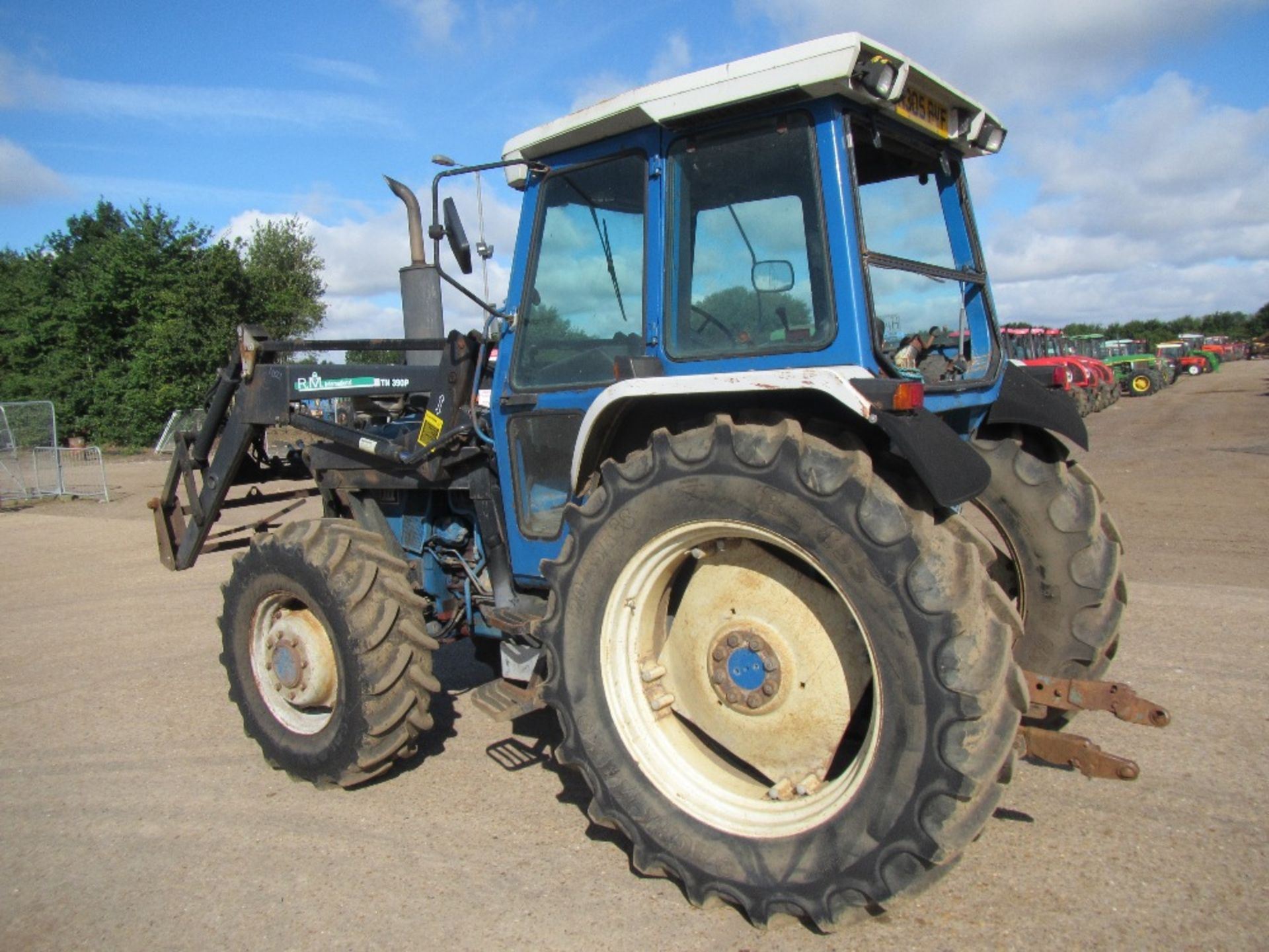 Ford 7610 4wd Tractor with Loader. 9038 Hrs. Reg. No. H305 PVF - Image 9 of 16