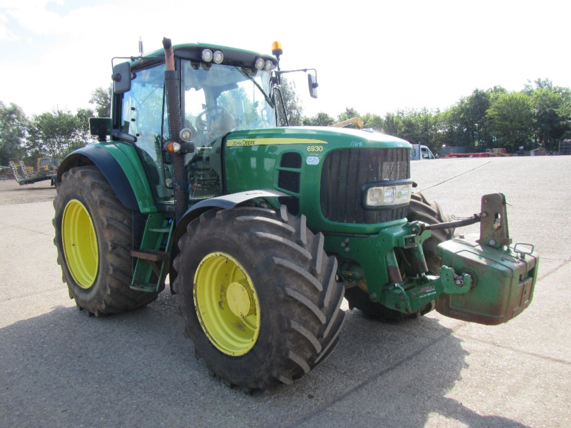 2010 John Deere 6930P 50k Auto Quad Tractor with 4 Electric Spools, Power Beyond, Heated Rear - Image 4 of 22