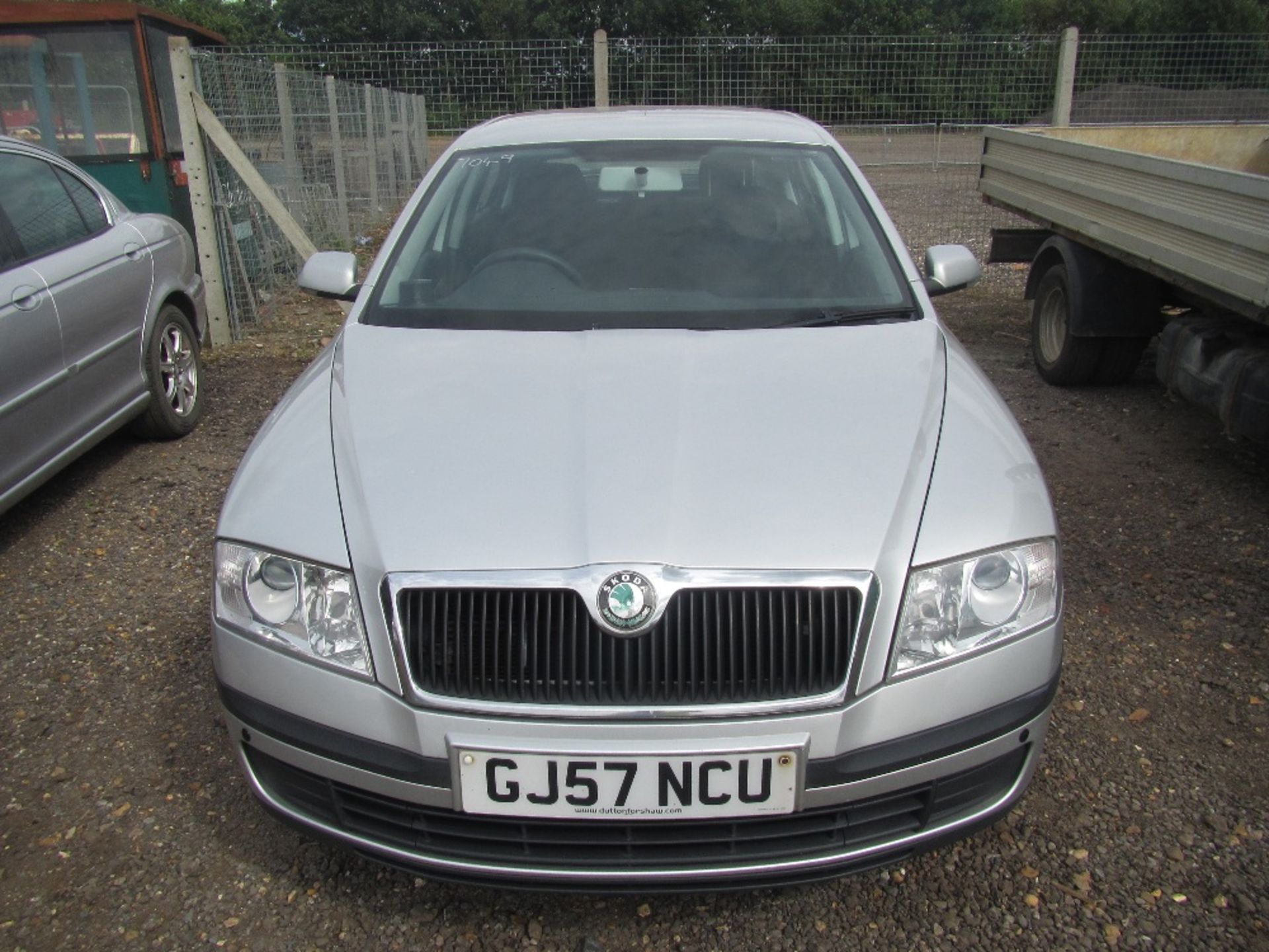 Skoda Octavia Car. Mileage: 152,132. MOT till 29/9/17. Reg. No. GJ57 NCU - Image 3 of 7