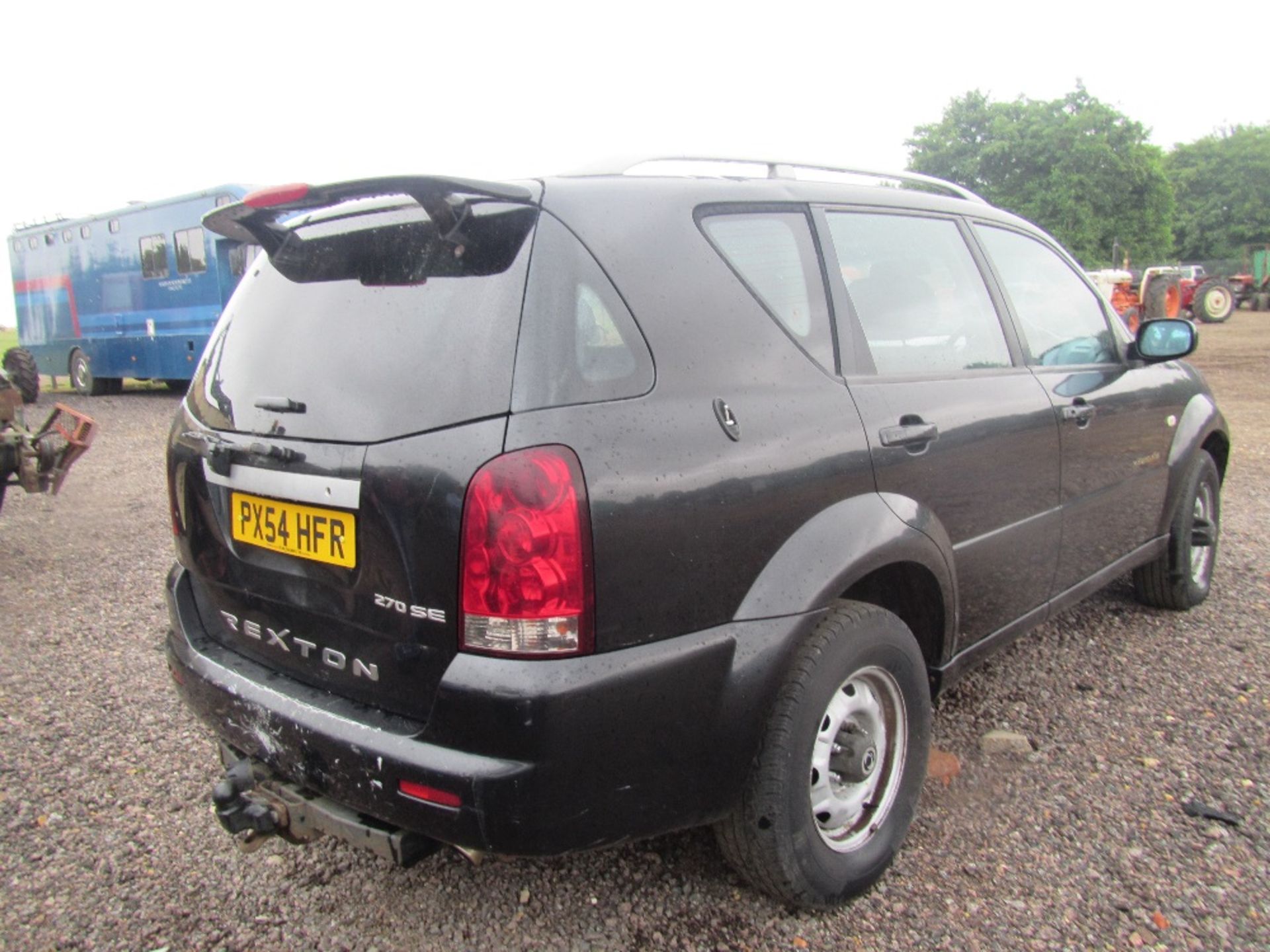 Sang Yong with Mercedes 5cyl Engine, Manual Gearbox & Full Leather. Mileage: 156,178. MOT till 23/ - Image 6 of 10