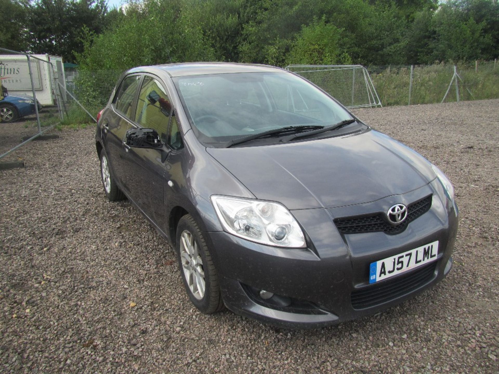 Toyota Aures 5 Door Hatchback. V5 will be supplied. Mileage: 167,928. MOT till 27/6/17. Reg. No. - Image 3 of 8