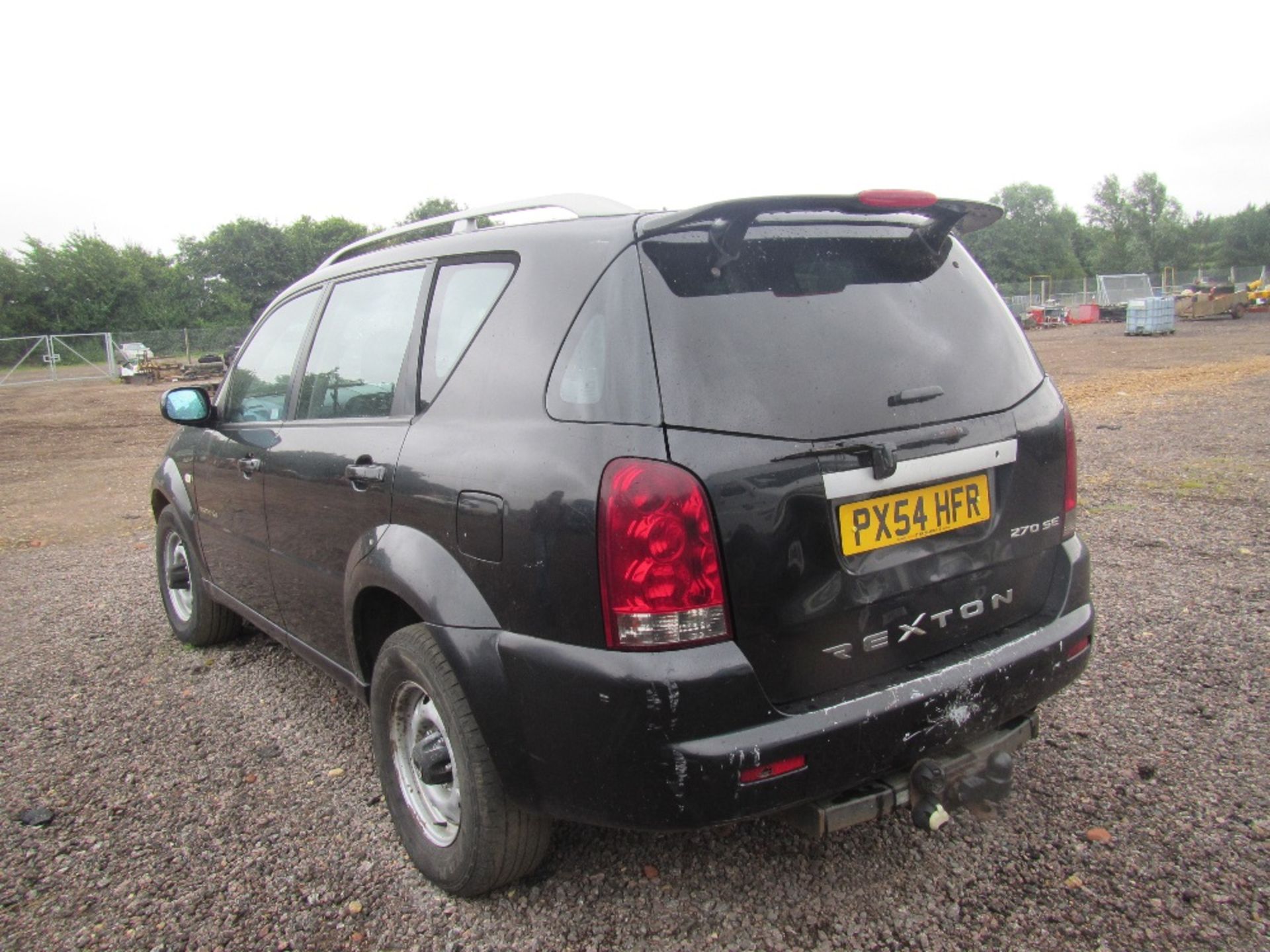 Sang Yong with Mercedes 5cyl Engine, Manual Gearbox & Full Leather. Mileage: 156,178. MOT till 23/ - Image 5 of 10