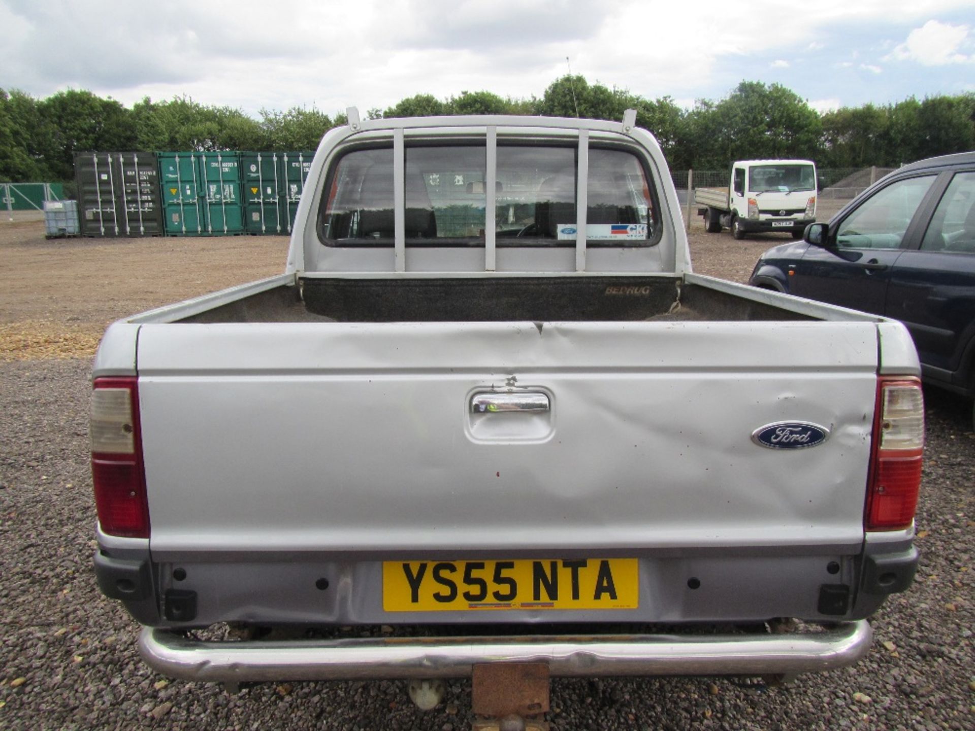 Ford Ranger 2.4 Diesel 5 Speed Manual with Crew Cab, Air Con & Leather Interior. V5 will be - Image 4 of 5