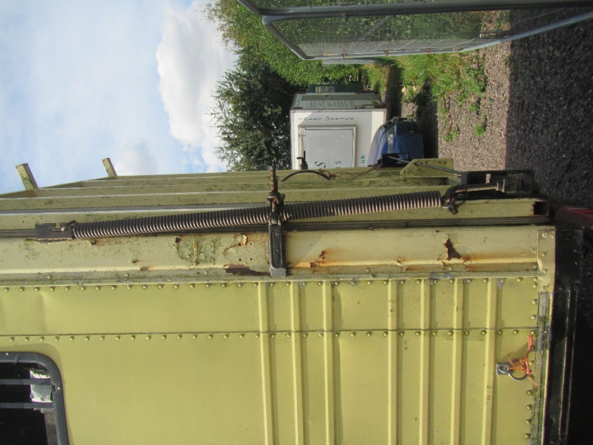 Dodge 7.5 Ton Horse Box Lorry. Reg. No. E493 CRA - Image 8 of 8