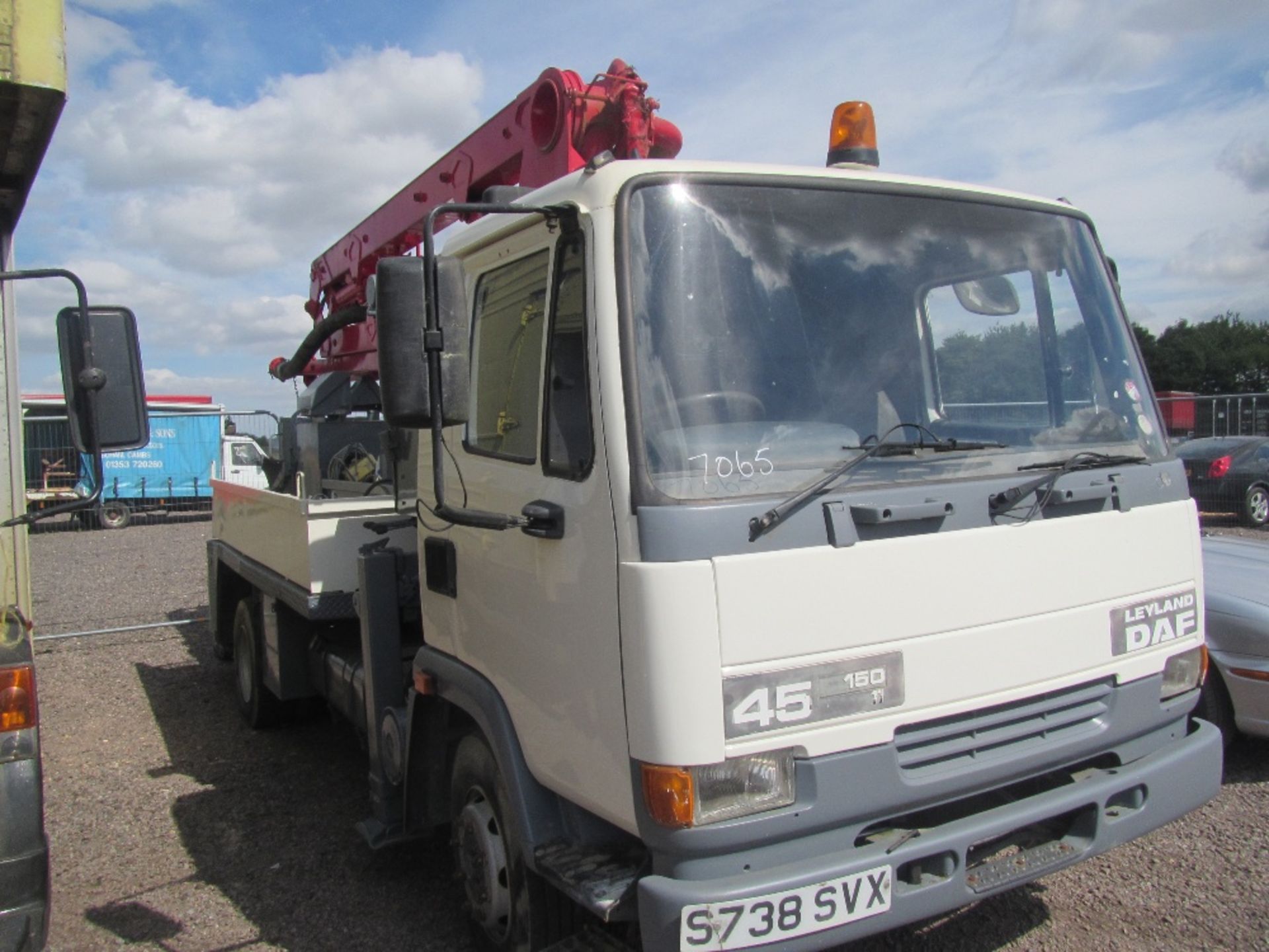 Leyland DAF Concrete Pump/Atlas Boom Type. Manufacturer: Putzmeister City Pump. V5 will be supplied. - Image 2 of 9