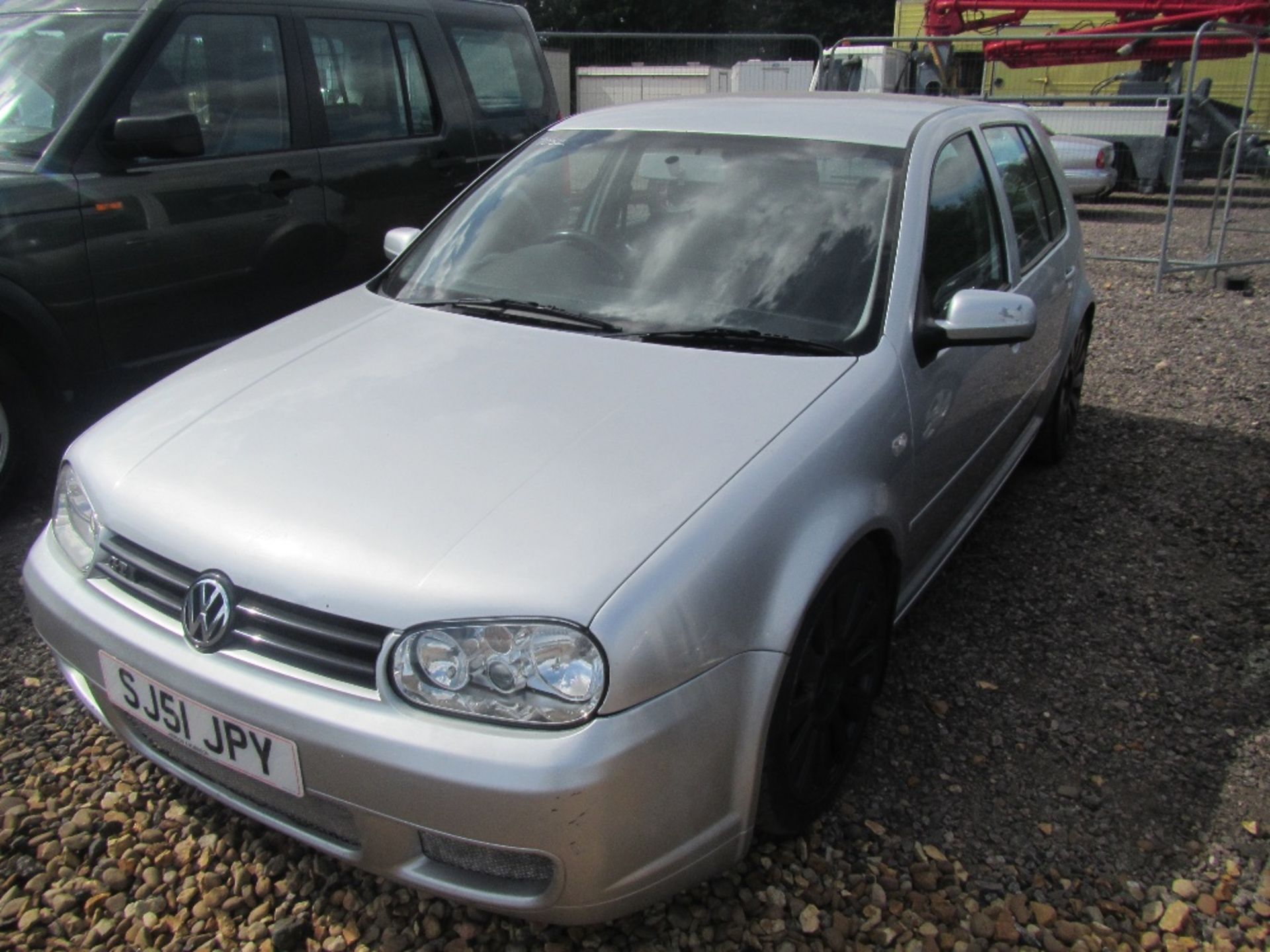 VW Golf 1.9 Diesel. V5 will be supplied. Mileage: 154,346. MOT expired on 29/06/16. Reg. No. SJ51