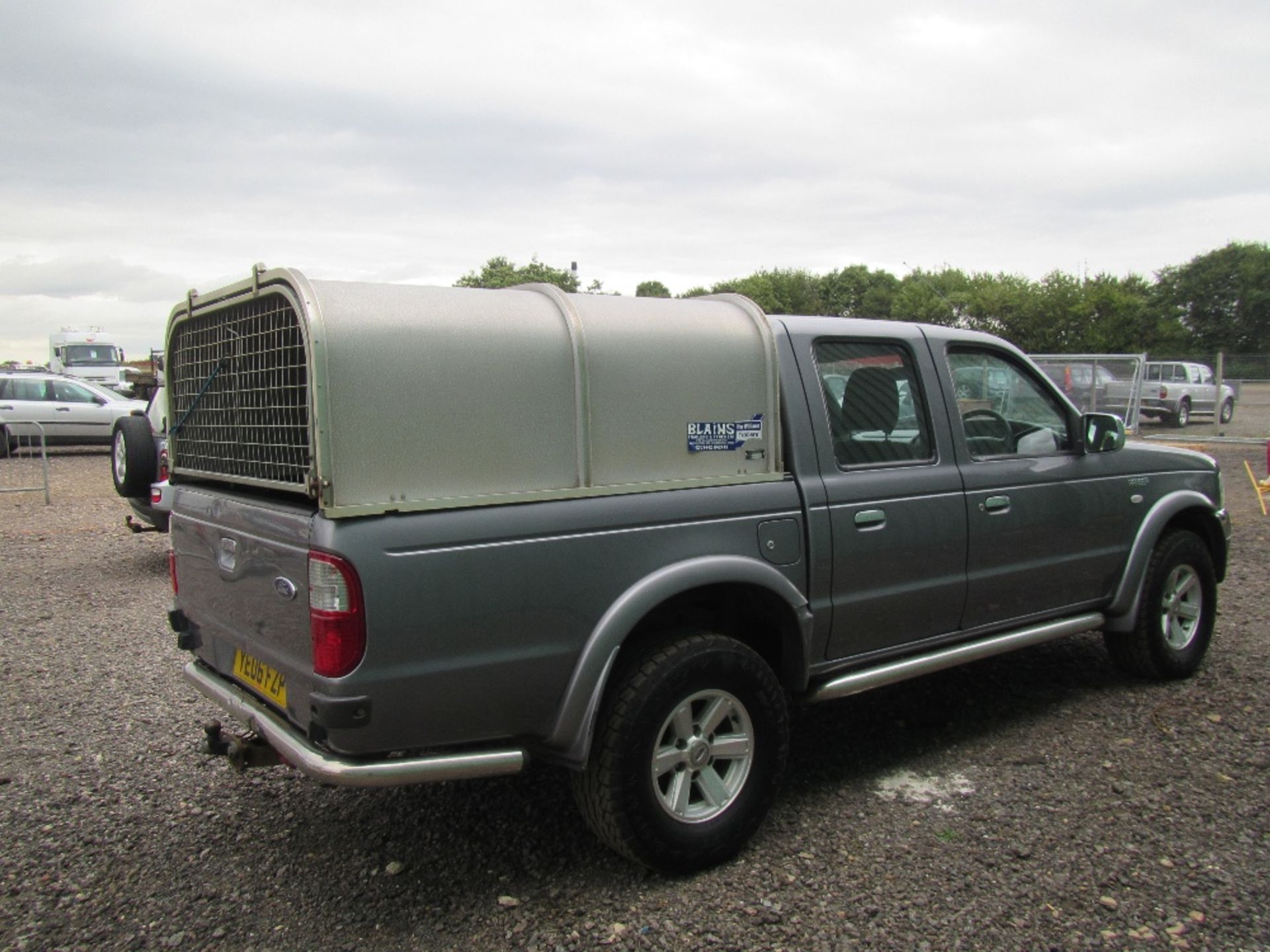 2006 Ford Ranger XLT 4x4 Turbo Diesel Pick Up with Grey Cloth Interior, 16inch Alloy Wheels, All - Image 3 of 5