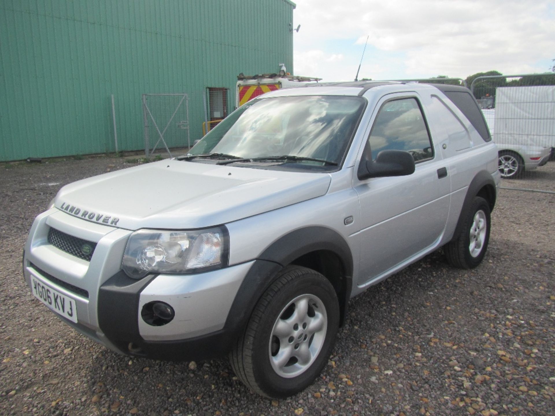 2006 Land Rover Freelander Commercial TD4. Mileage: 110,000. MOT till 20/9/17. Reg. No. YG06 KVJ - Image 2 of 5