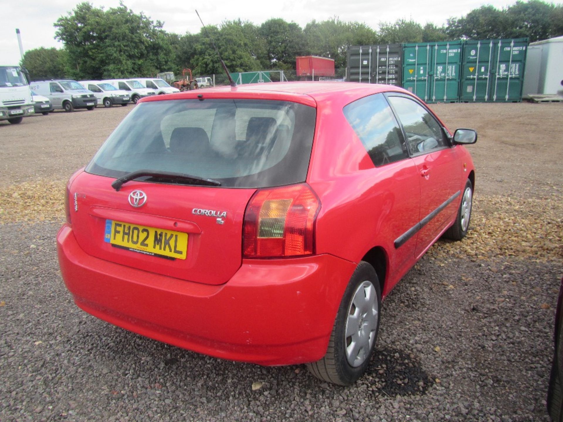 Toyota Corrola 1.4 Petrol. 1 Owner from new. V5 & Service History will be supplied Mileage: 165,382. - Image 4 of 6