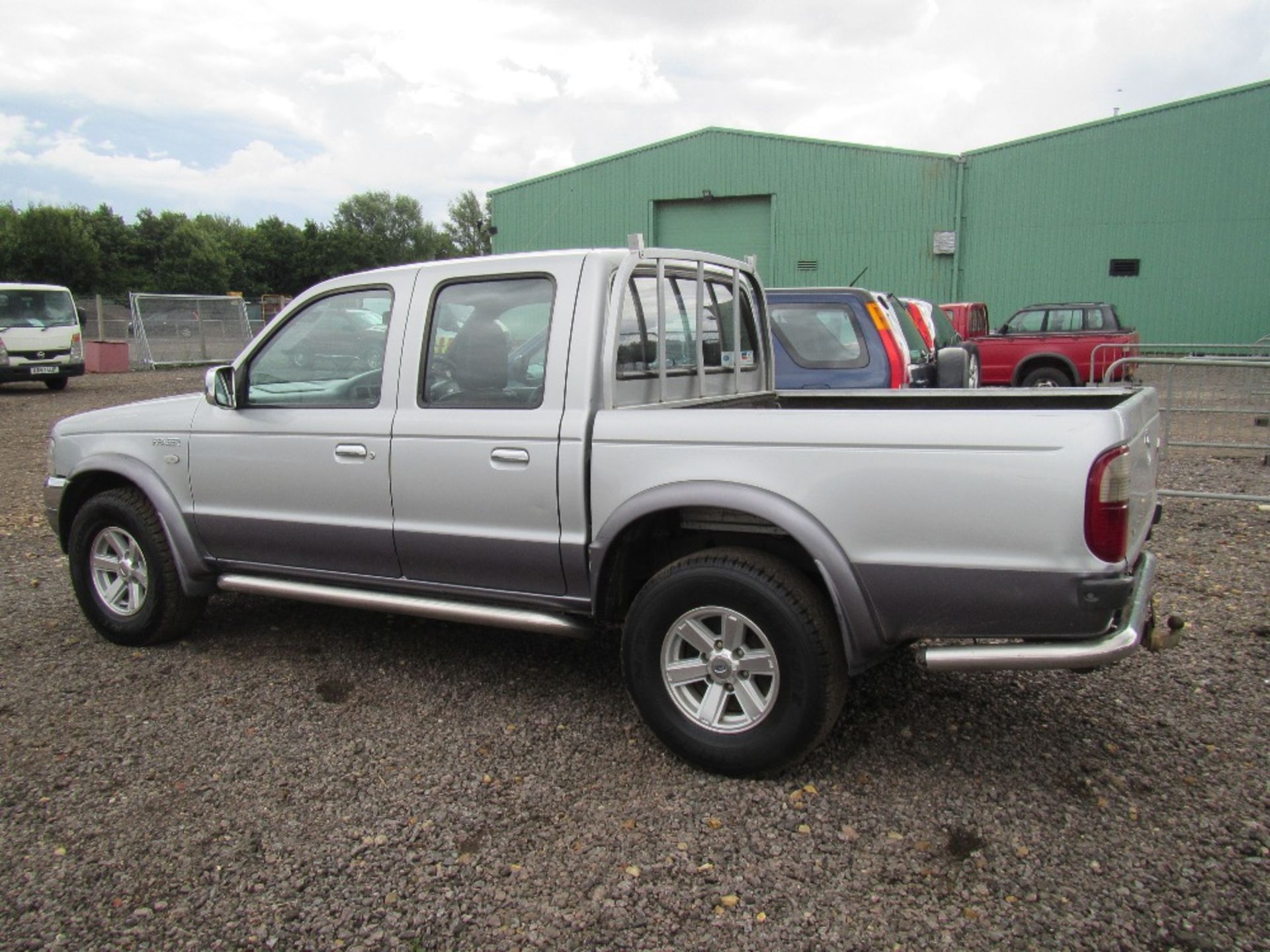 Ford Ranger 2.4 Diesel 5 Speed Manual with Crew Cab, Air Con & Leather Interior. V5 will be - Image 2 of 5