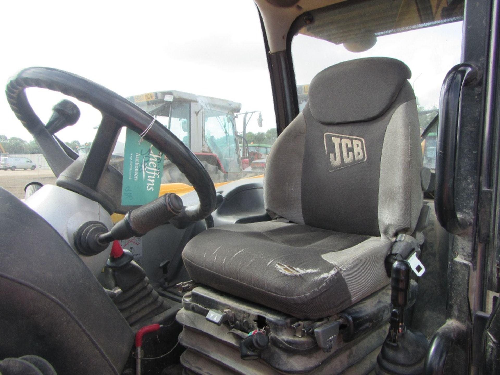 2006 JCB 531-70 40k Agri Super with PUH, Air Con, Boom Suspension Reg. No. AY56 FBD Ser No 71193226 - Image 4 of 5