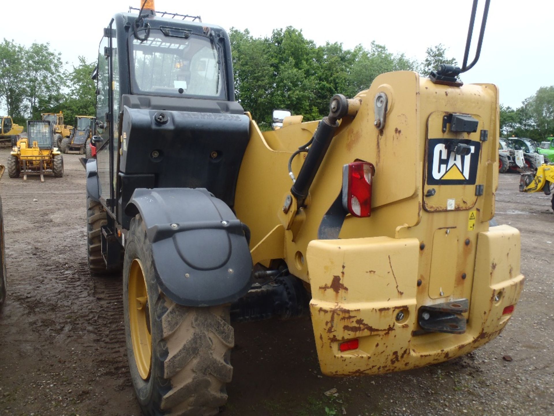 Caterpillar TH414 14m Telehandler. New set switches in office Ser. No. YC5000000TBZ00120 - Image 4 of 5