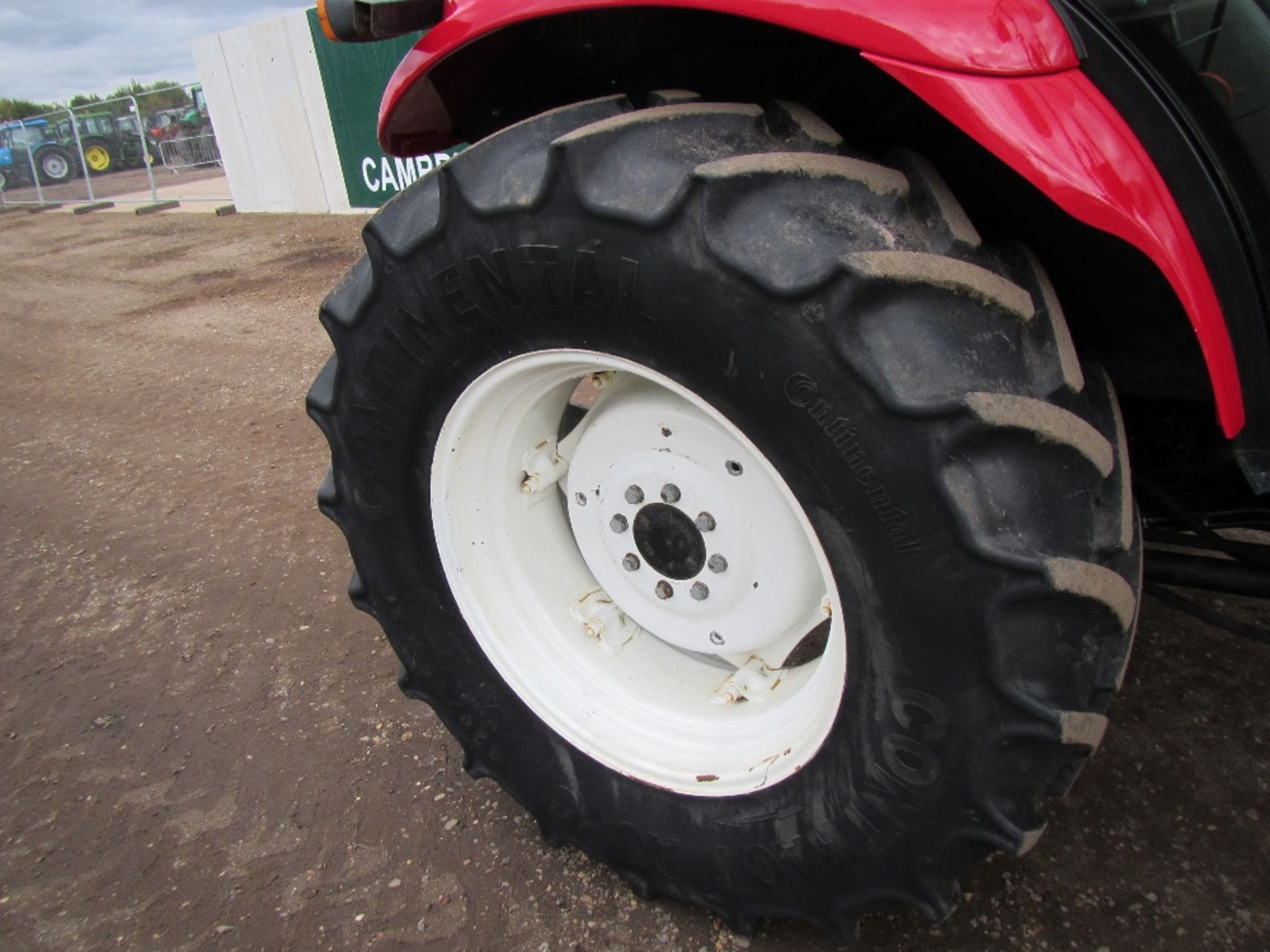 2005 Case JX80 Tractor with Quicke 720 Loader. 1558 hrs. Reg No PKZ 9857 Ser. No. HJJ051107 - Image 5 of 15