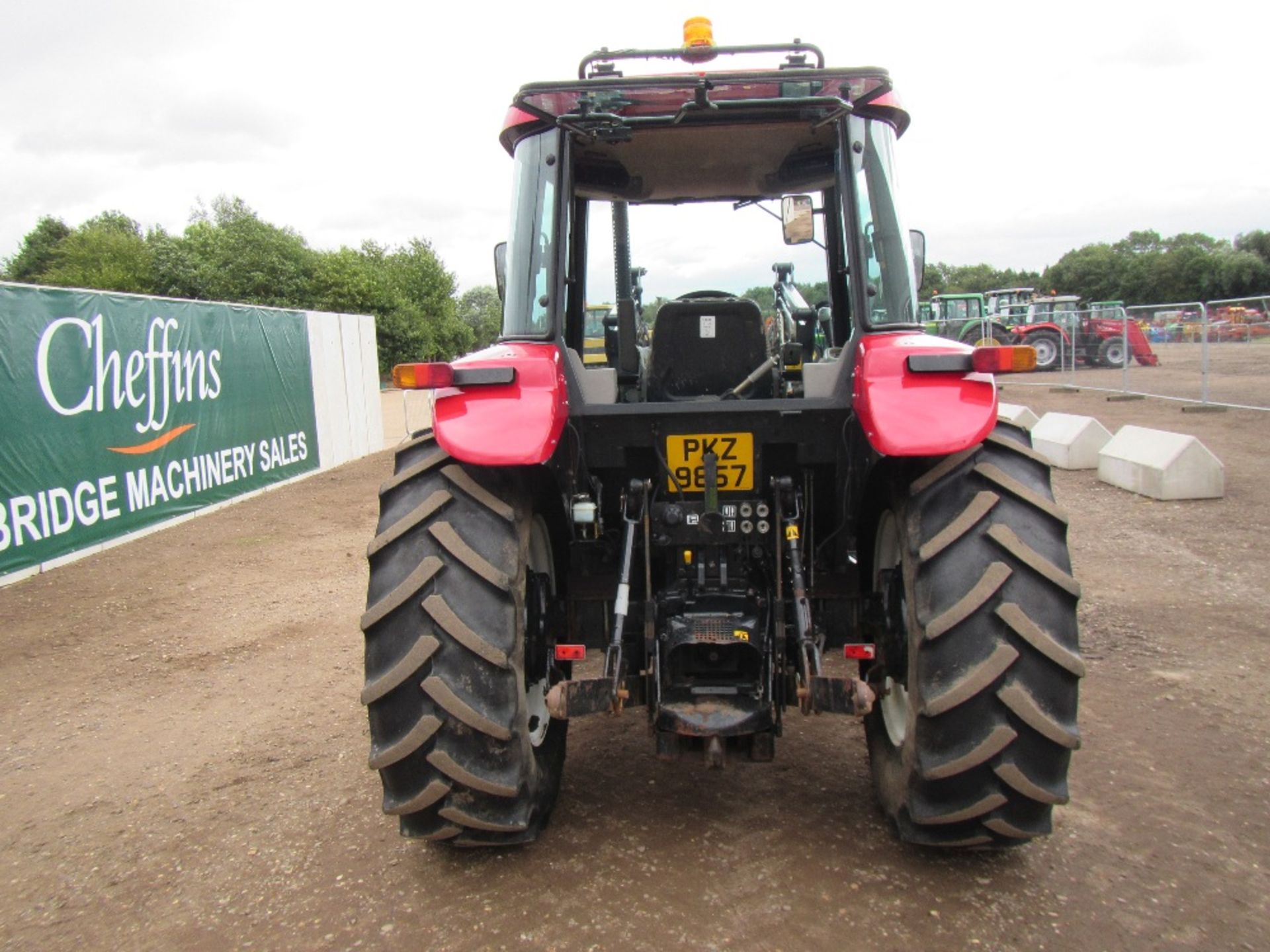 2005 Case JX80 Tractor with Quicke 720 Loader. 1558 hrs. Reg No PKZ 9857 Ser. No. HJJ051107 - Image 6 of 15