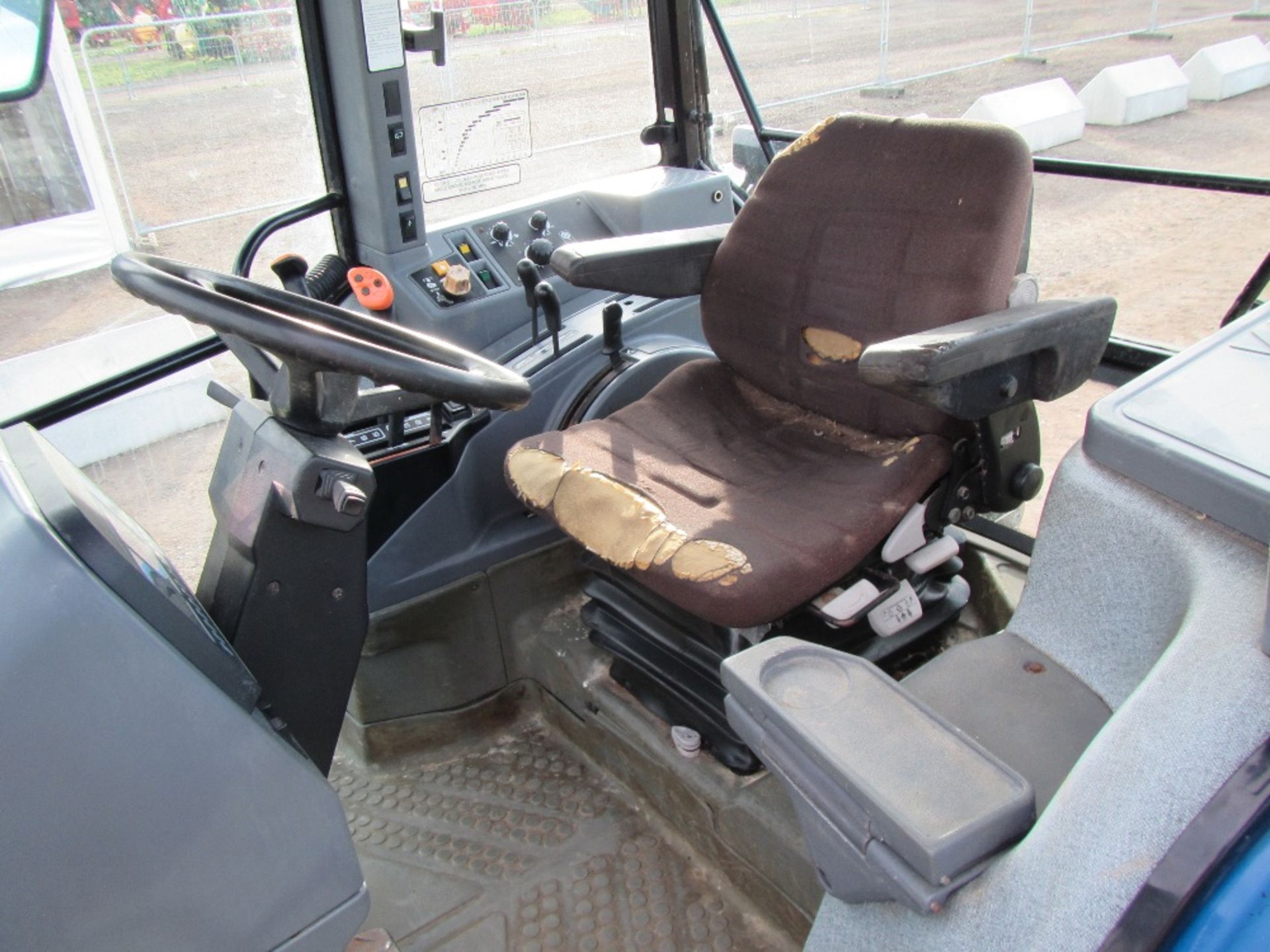 Ford New Holland 8340 SLE 40k Tractor with Air Con. Reg. No. M229 JLJ - Image 7 of 10