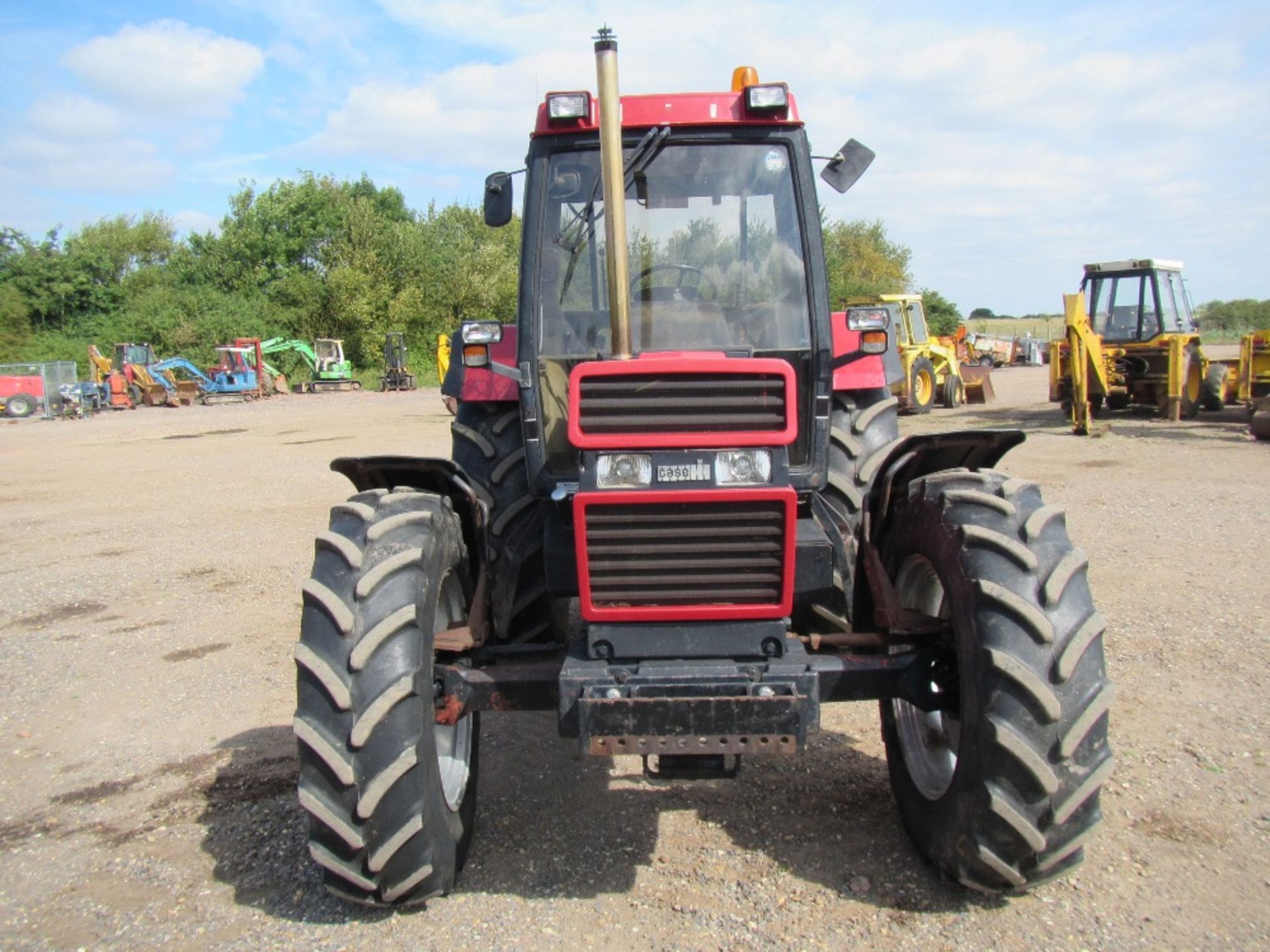 Case 1056XL 4wd 40k Tractor with Air Con Reg No F898 TEL Ser No D031011 - Image 2 of 17