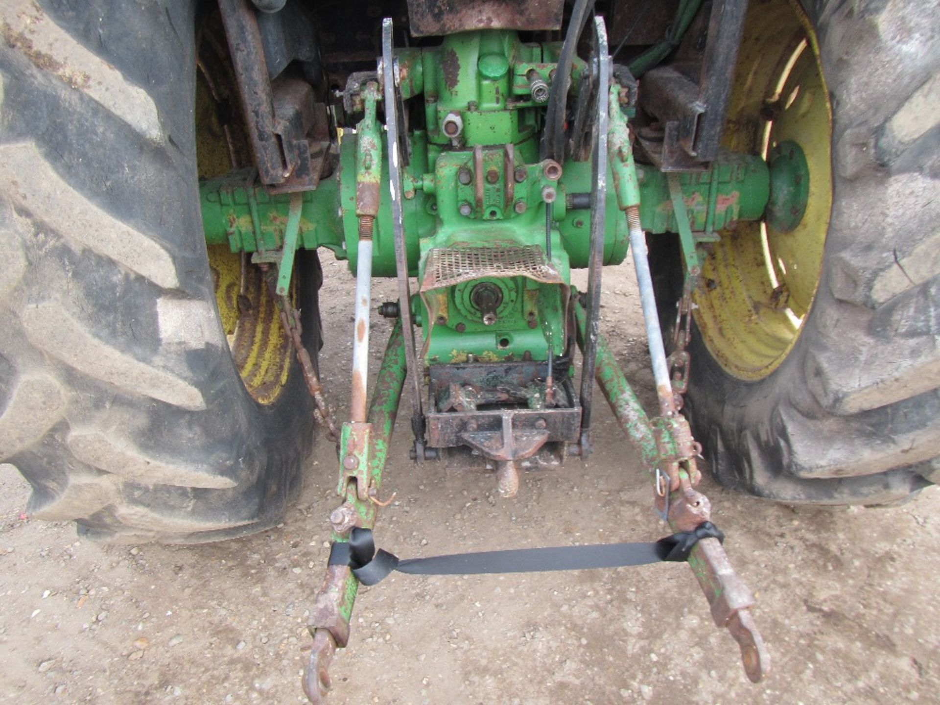 John Deere 3040 4x4 Tractor. Has Been Subject to TOTAL LOSS INSURANCE CLAIM. Reg. No. A122 VFE - Image 7 of 14