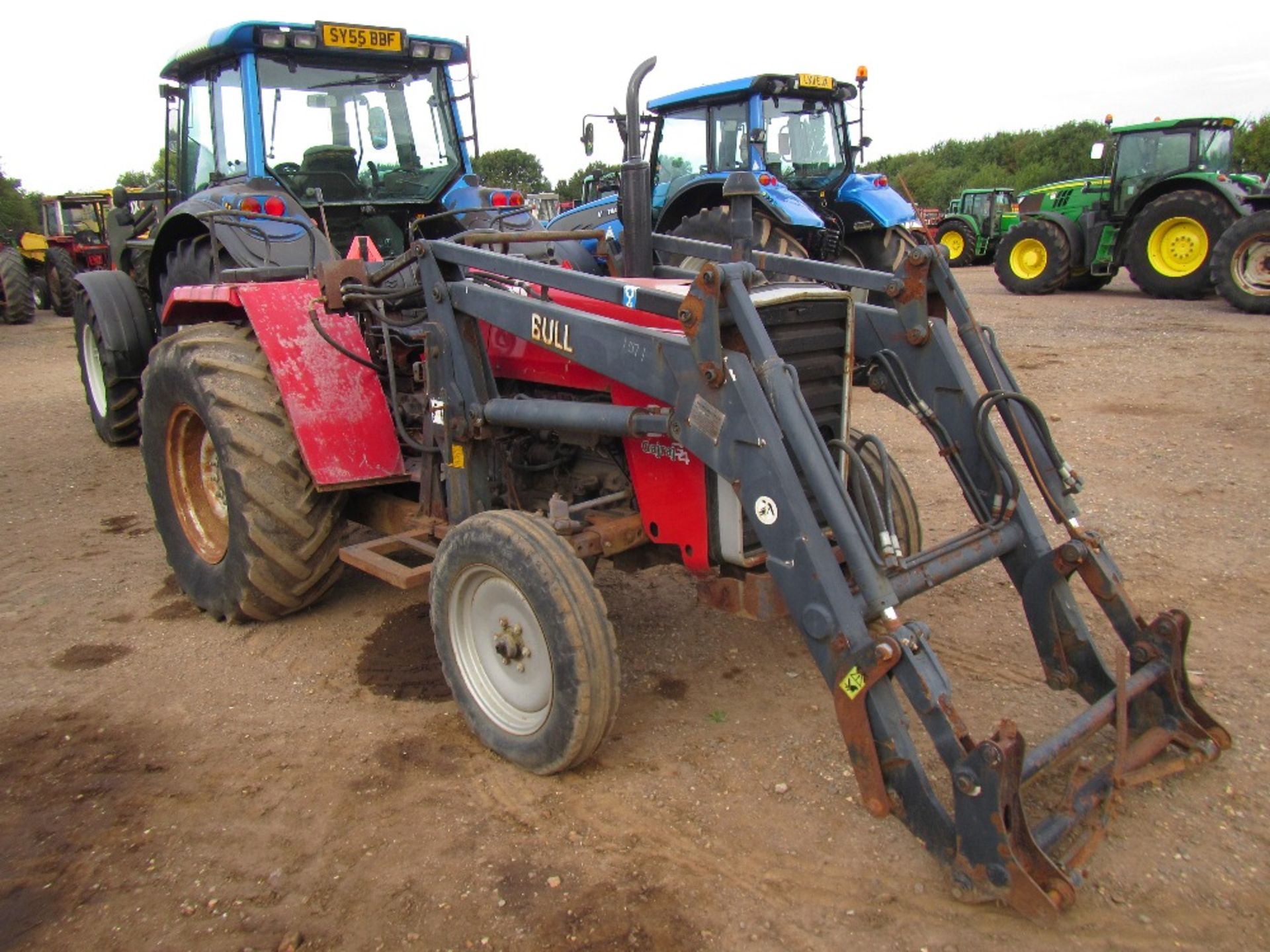 Tafe 5900 Tractor with Power Loader & PAS. No V5 Ser No 390823 - Image 3 of 9